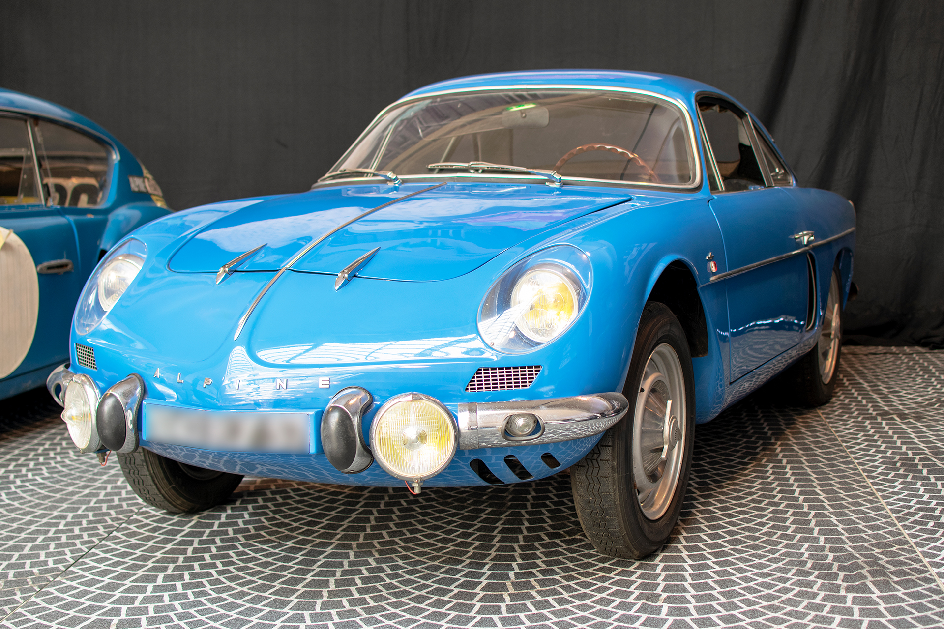 Alpine A108