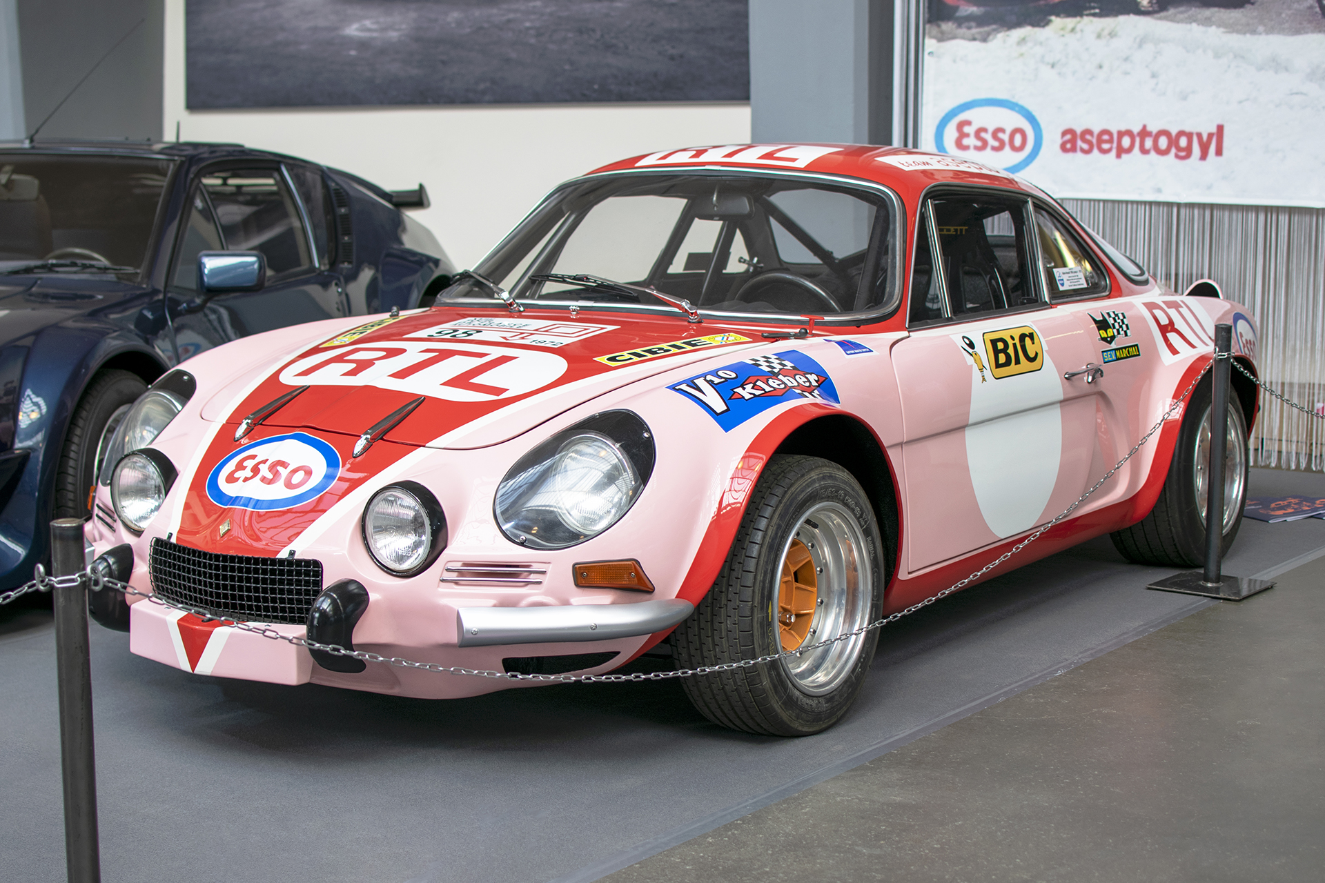 Alpine A110 1800 de compétition groupe 4 1972 (Verney) -- Conservatoire National de Véhicules Historique s,Diekirch, exposition Alpine, 2022