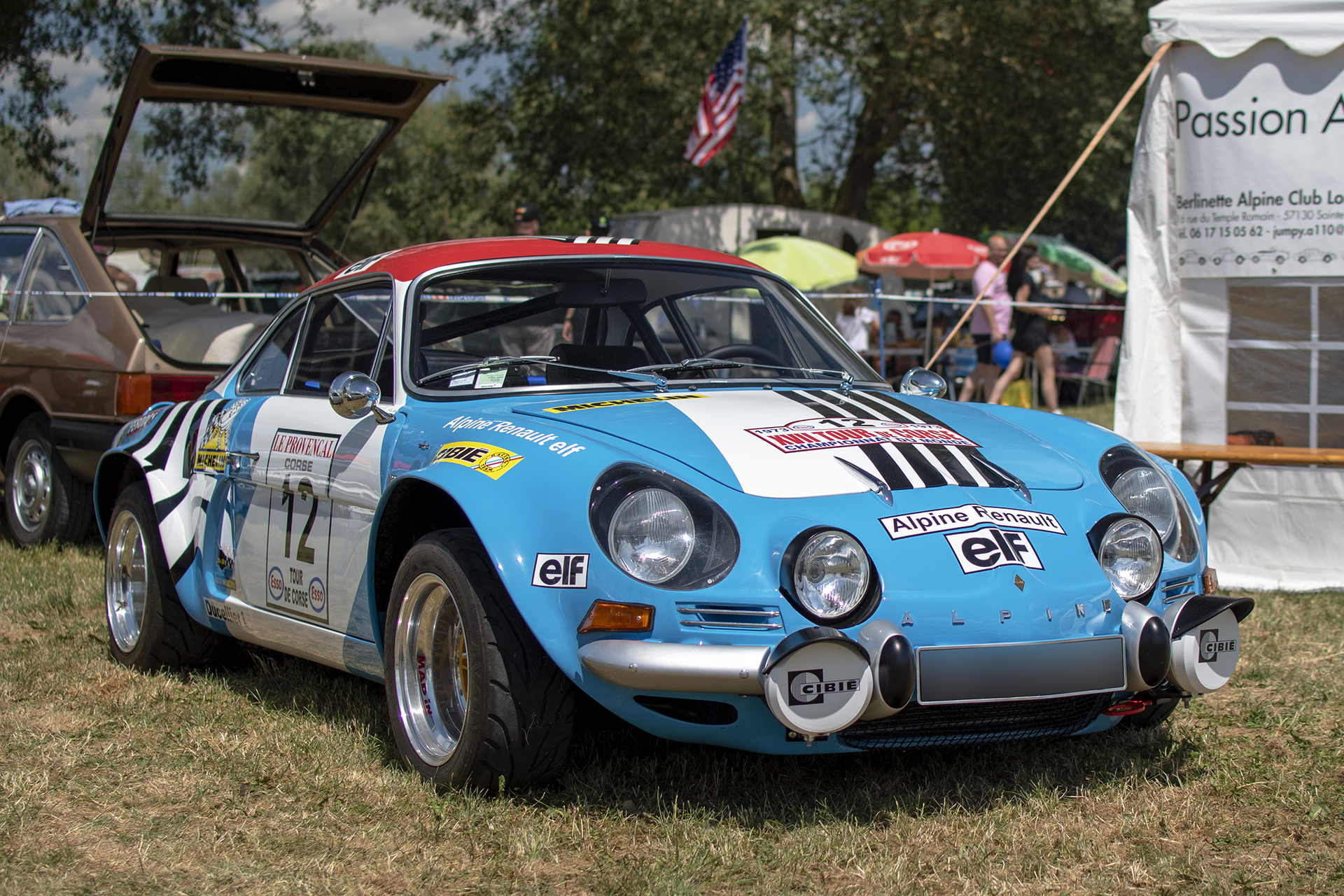 Alpine A110 de compétition Tour de Corse historique 2018 (Breittmayer,Leyk) - Rétro Meus'Auto ,2023, Heudicourt, Lac de la Madine