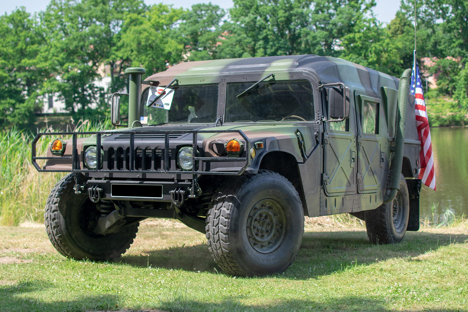 AM General HMMWV (High Mobility Multipurpose Wheeled Vehicle) Humvee - Automania 2022 , Lac de Creutzwald