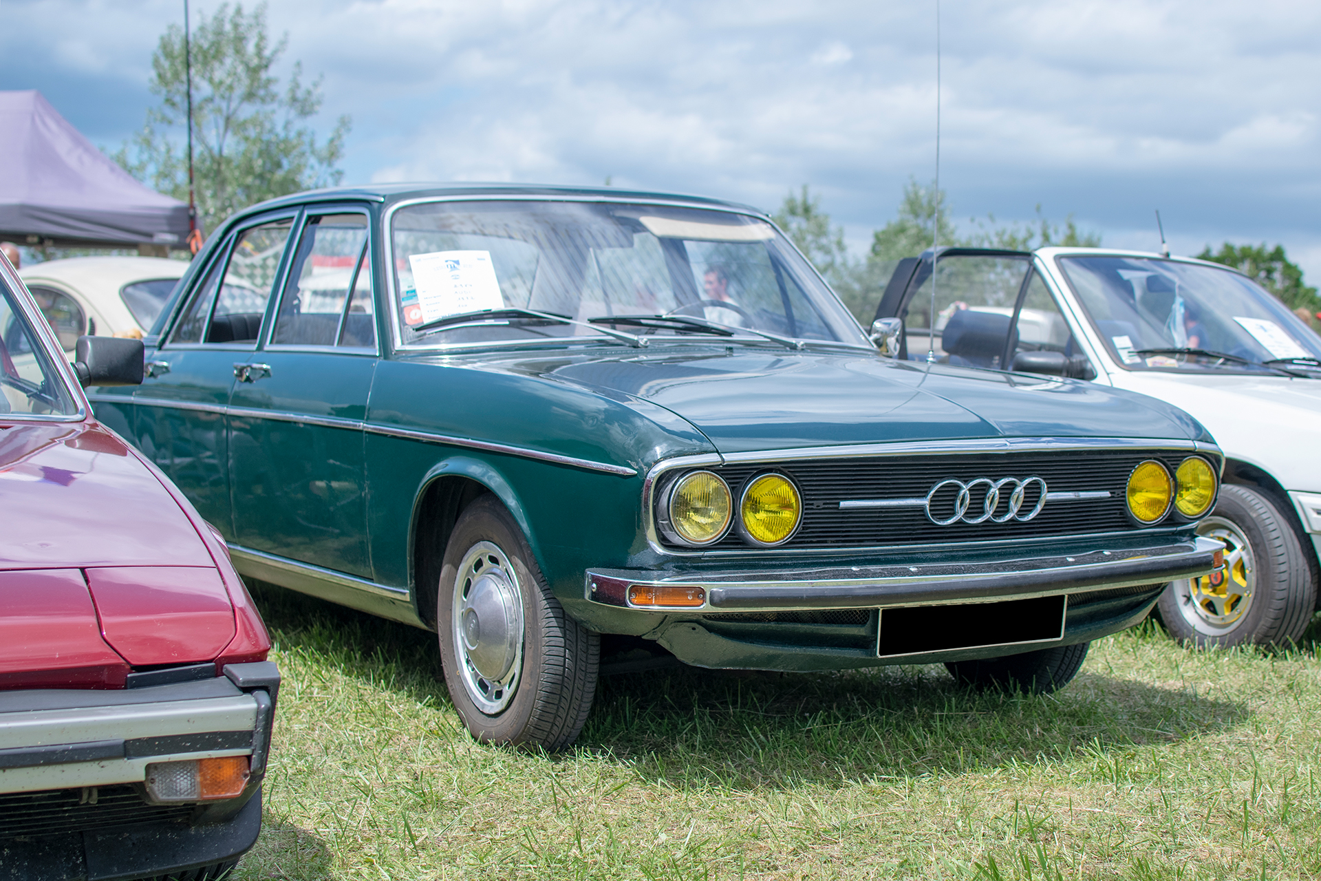 Audi 100 C1 1972 - Retro Meus'Auto 2022, Heudicourt, Lac de la Madine