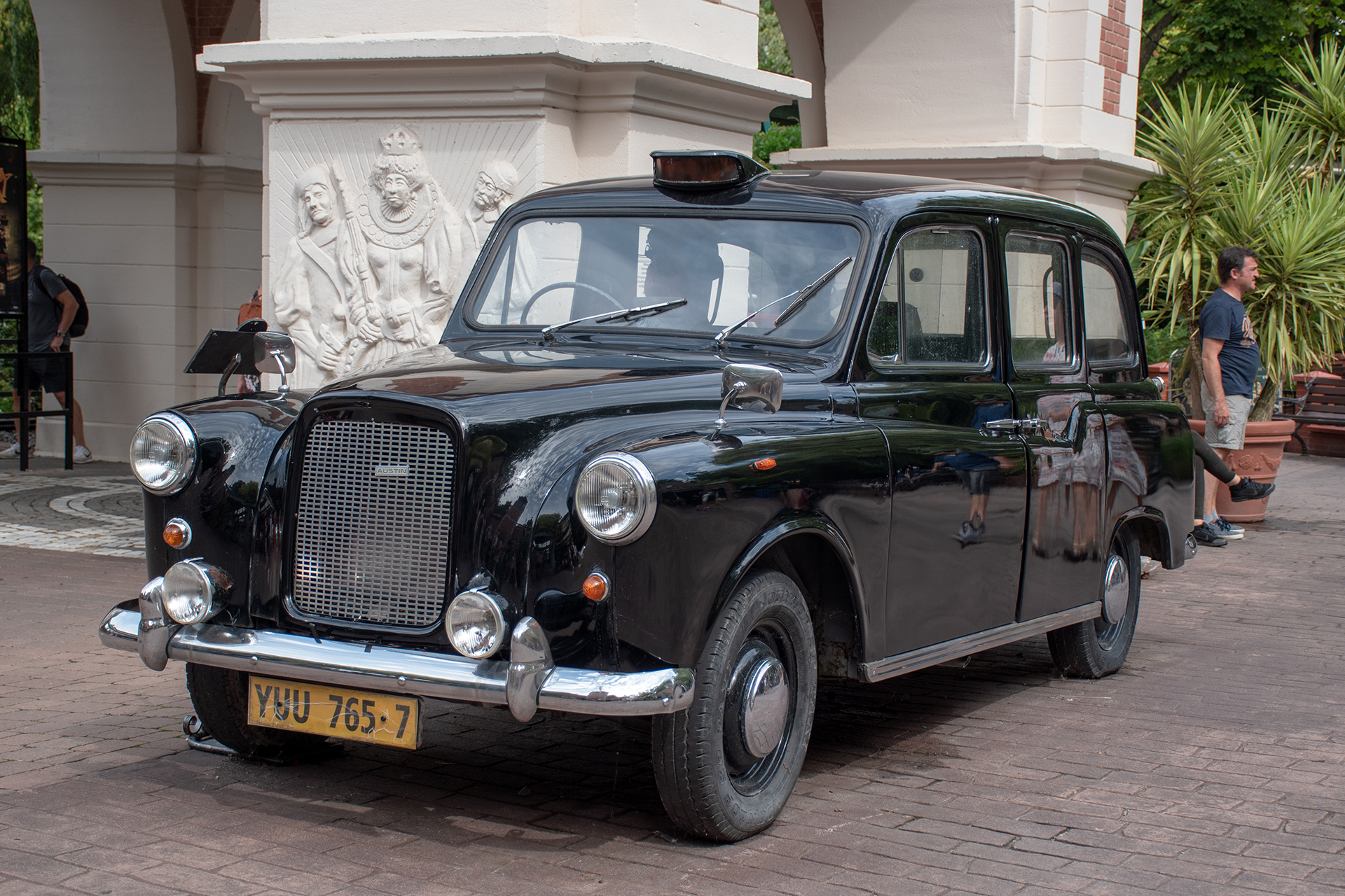 Austin FX4 Black Cab  