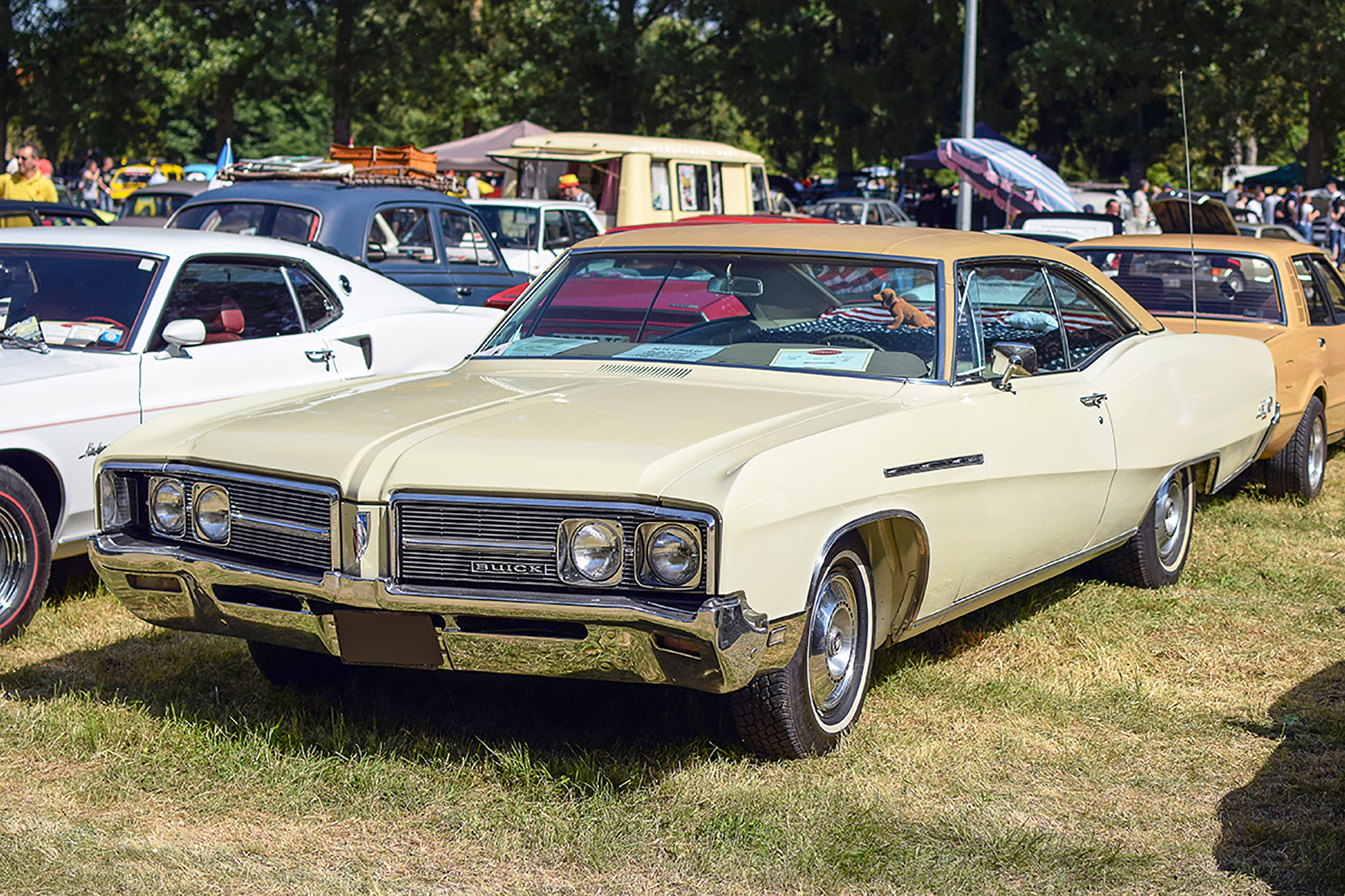 Buick LeSabre III 1968 - Automania 2016, Château de Freistroff