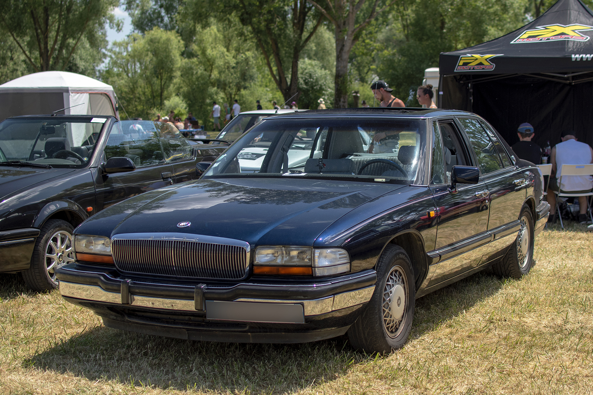 Buick Park Avenue I - Rétro Meus'Auto ,2023, Heudicourt, Lac de la Madine
