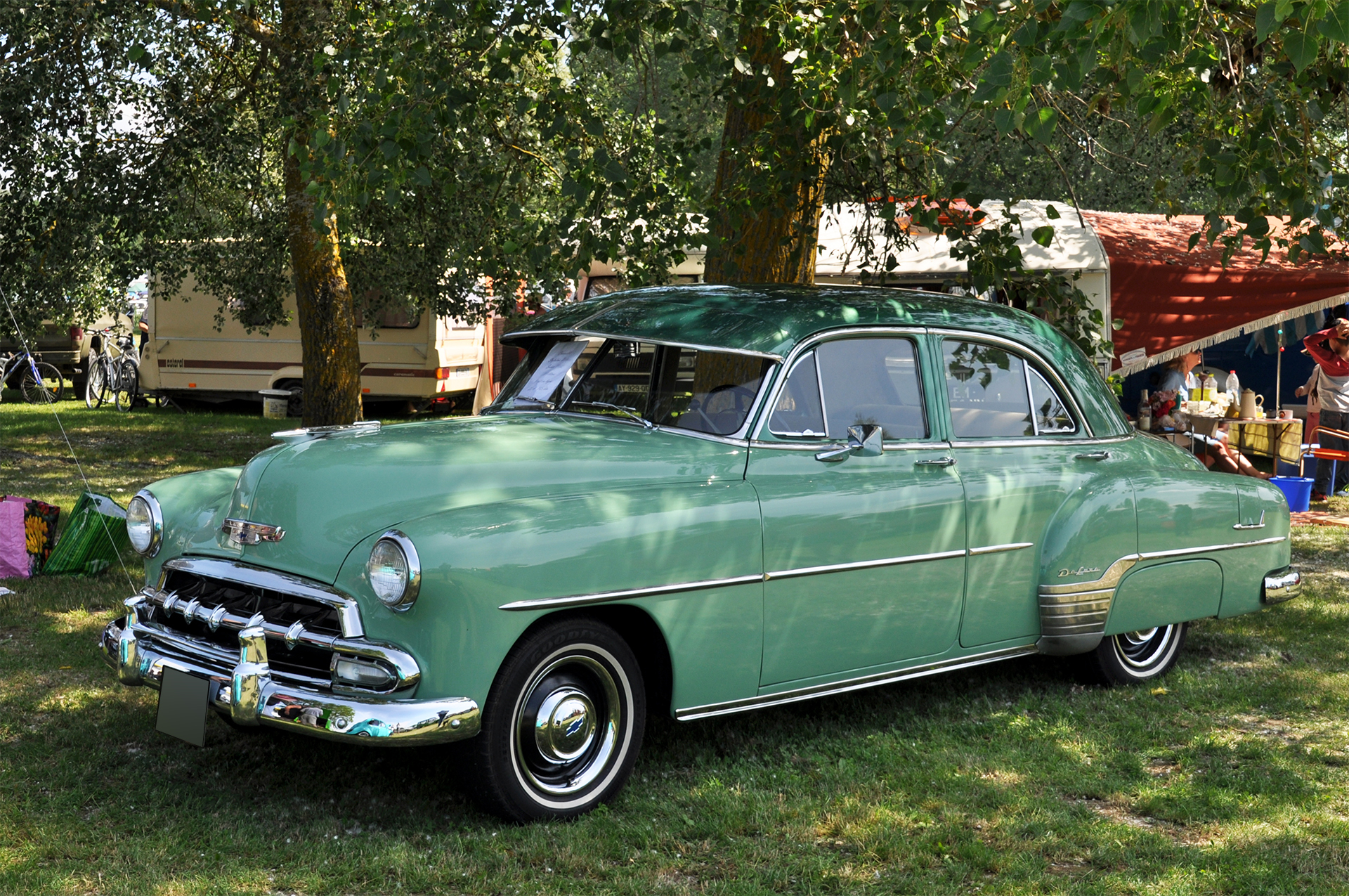 Chevrolet  Styleline  Deluxe Sedan 1952 - Retro Meus'Auto 2018, Lac de la Madine