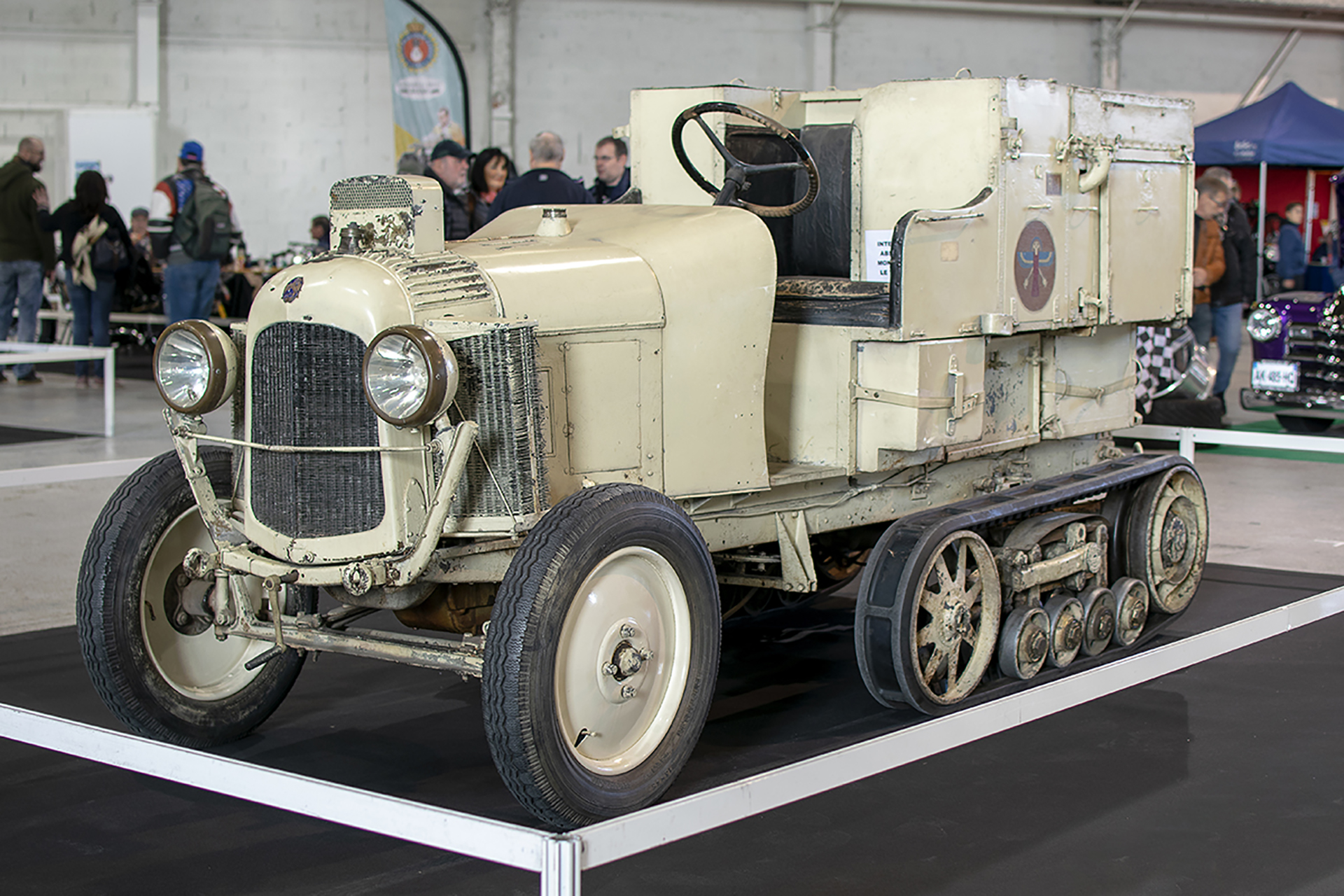  Citroën-Kégresse P17 