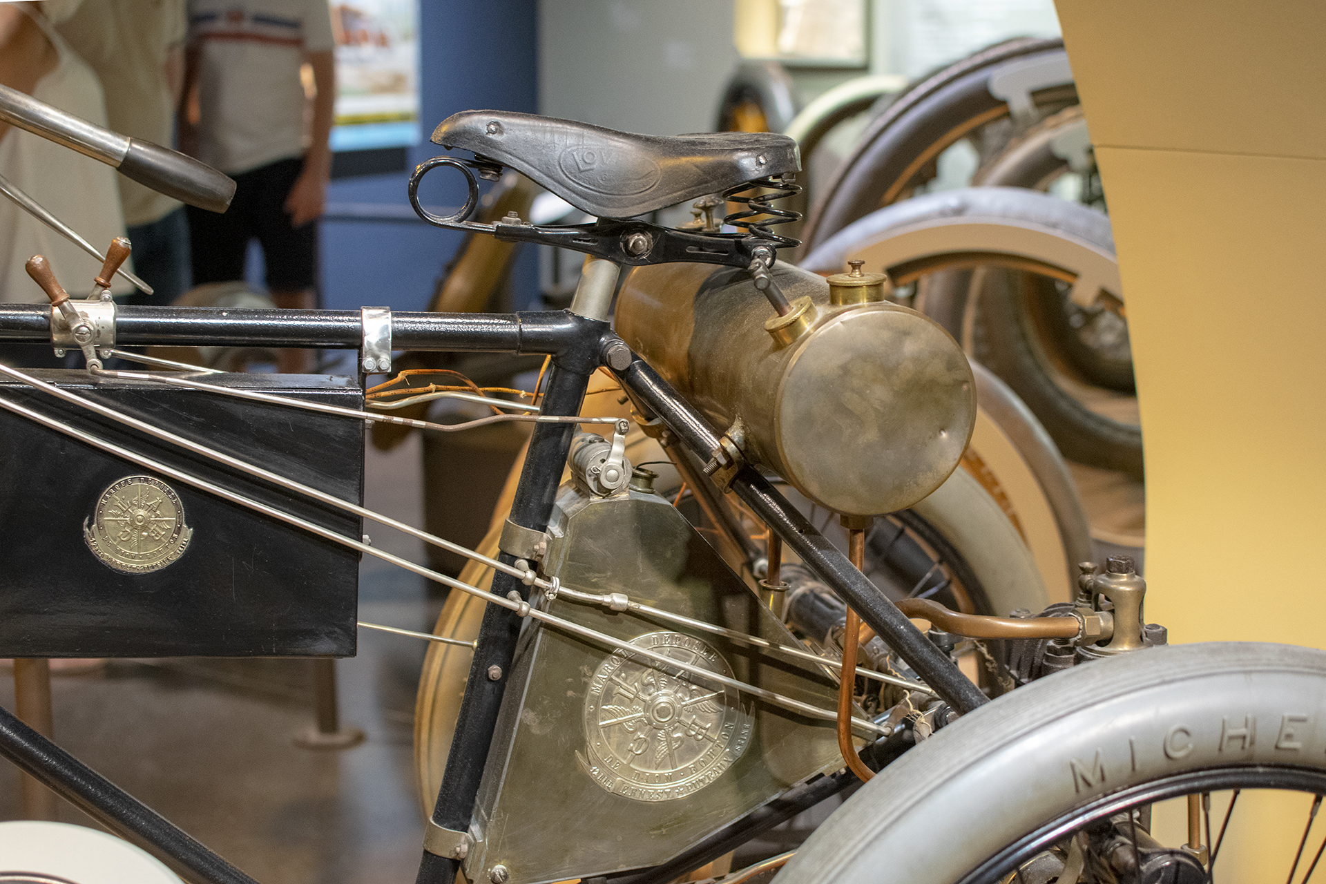 De Dion-Bouton Tricycle saddle - L'Aventure Michelin Clermont-Ferrand