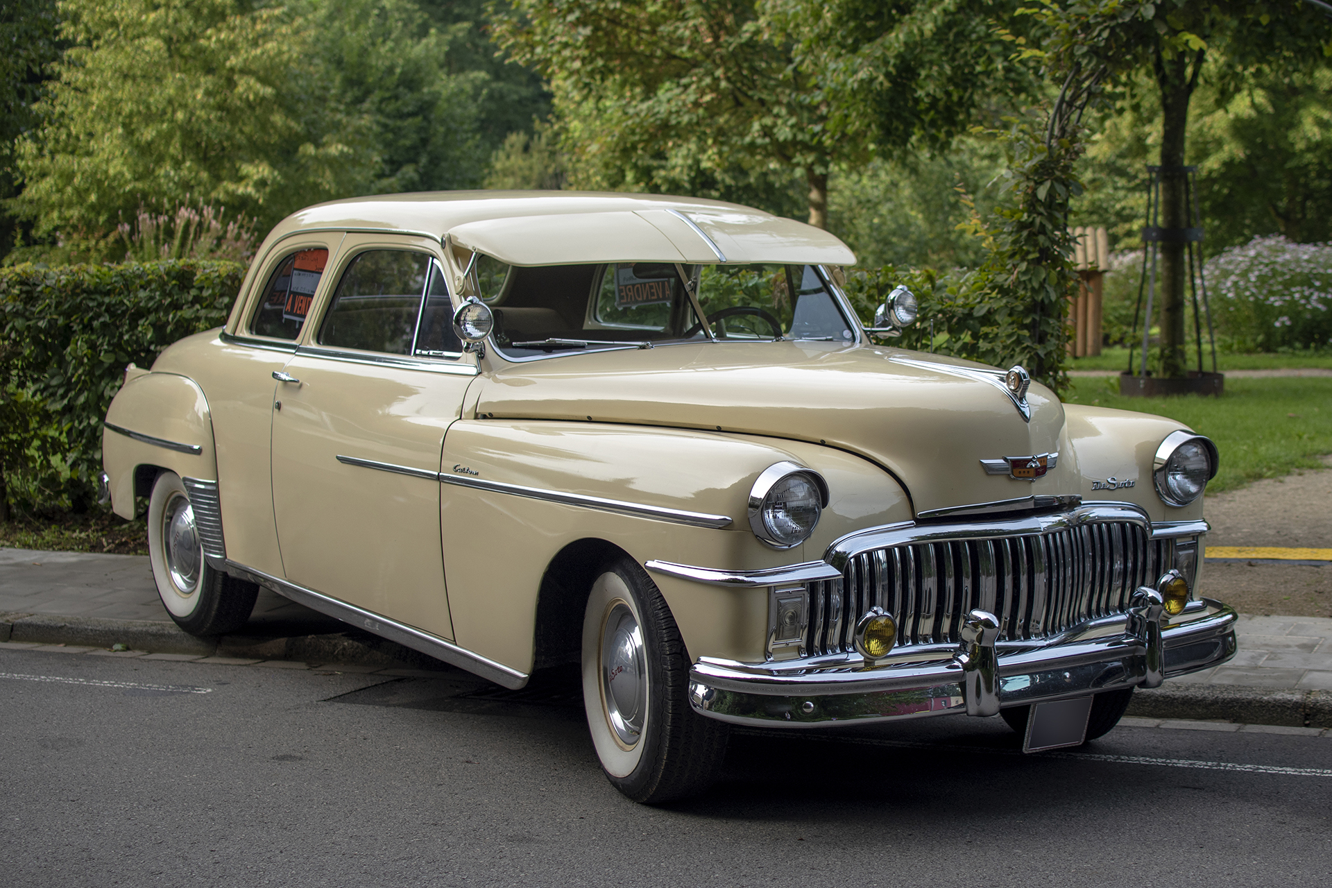 DeSoto Custom IV sedan 1949 - Vintage & Hystory Vehicles by Kiwanis - Lasauvage - septembre 2023