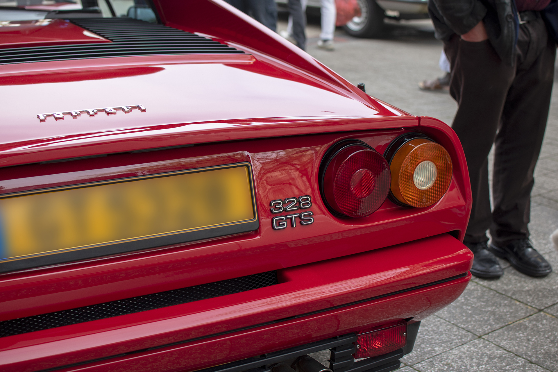 Ferrari 328 GTS arrière - LOF ,Oldtimer Breakfast ,Esch-sur-Alzette ,2025