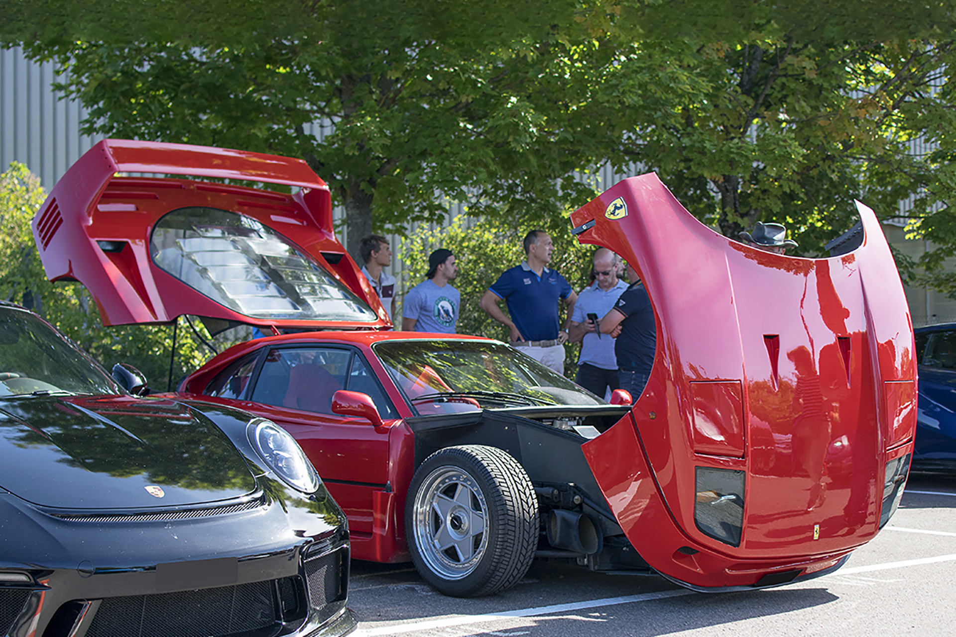 Ferrari F40 ouvert - Cars & Coffee Deluxe Luxembourg Septembre 2019