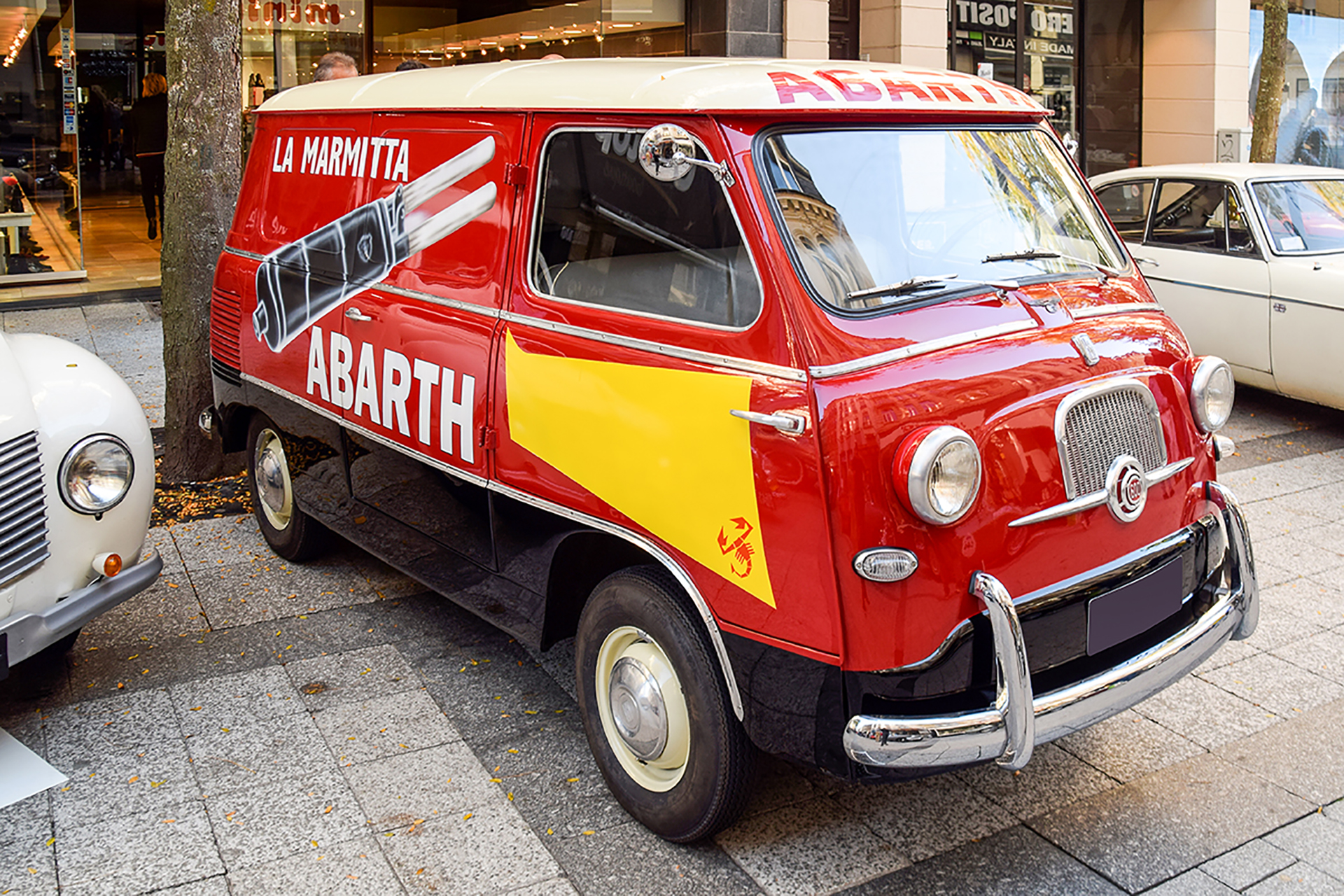 Fiat 600 T - LOF Oldtimer Breakfast Esch-sur-Alzette 2018
