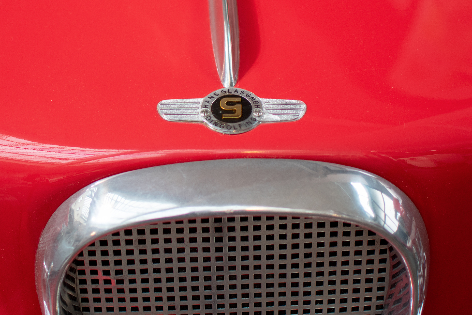 Glas  Goggomobil TS coupé logo - Conservatoire National de Véhicules Historiques, Diekirch, exposition Départ en Vacances, 2022-2023