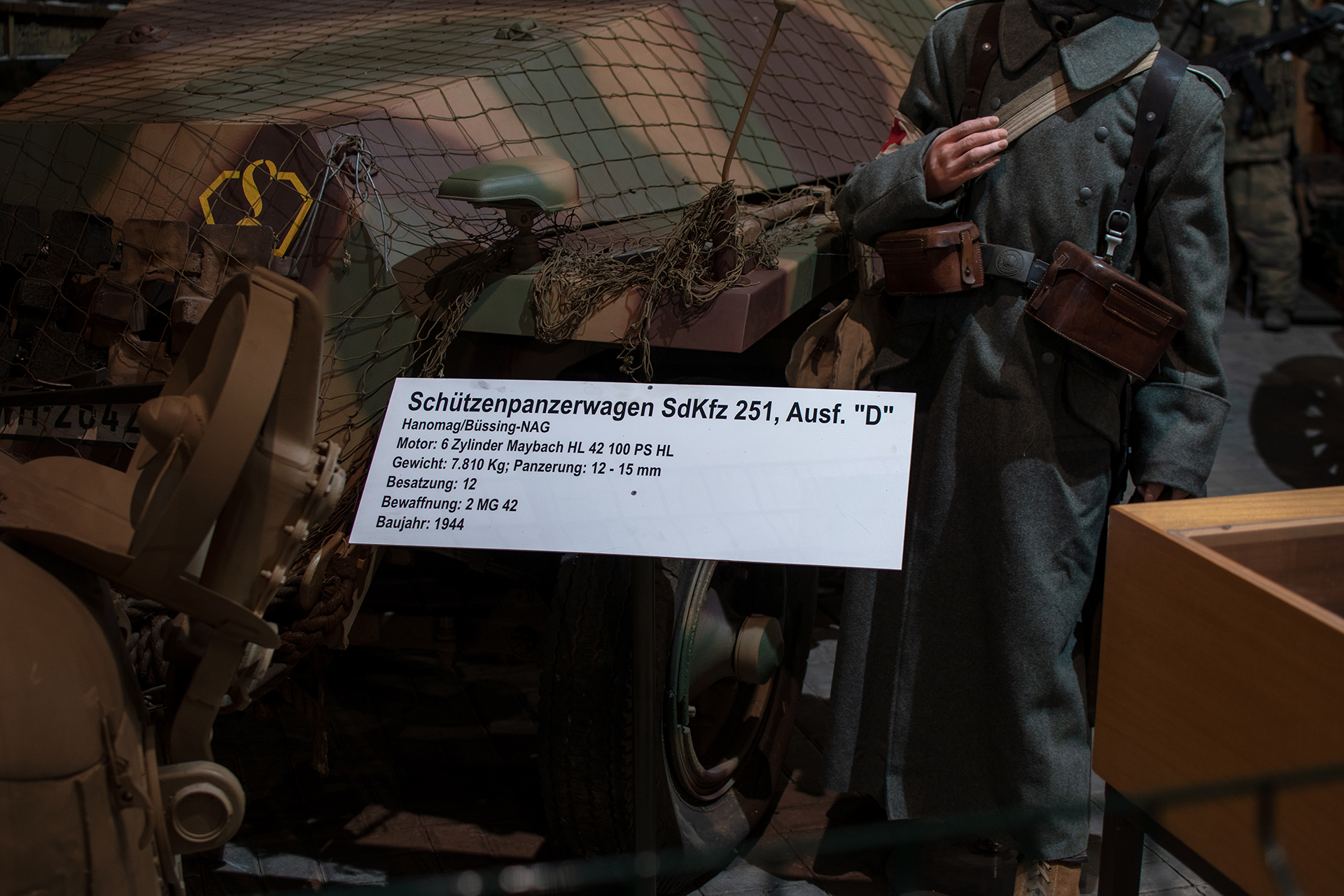 Hanomag  Schützenpanzerwagen Sd.Kfz. 251 - Musée National d'Histoire Militaire, Diekirch