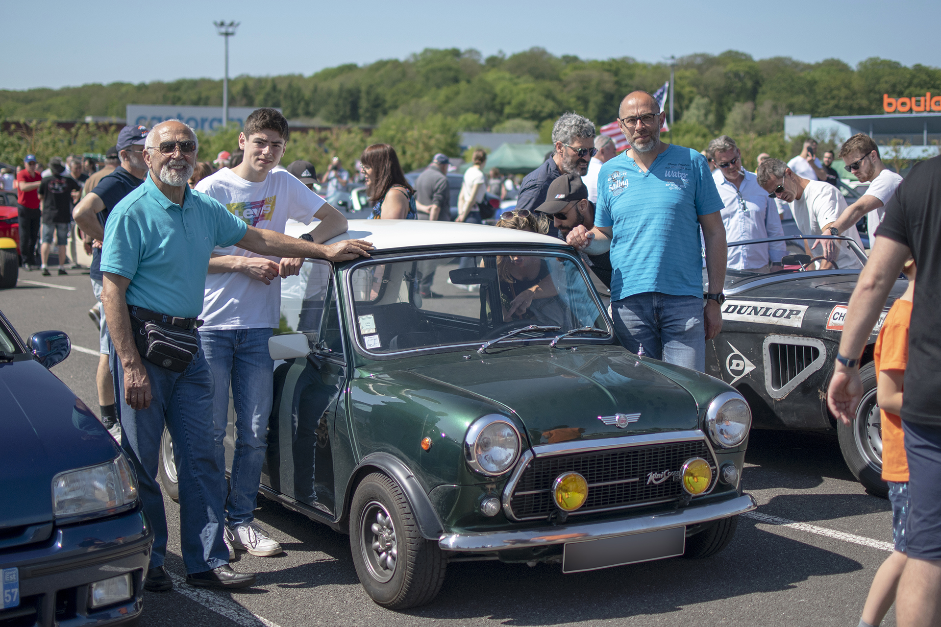 Innocenti Mini 1300S 1968 front  - Autos Mythiques 57, Thionville, 2023