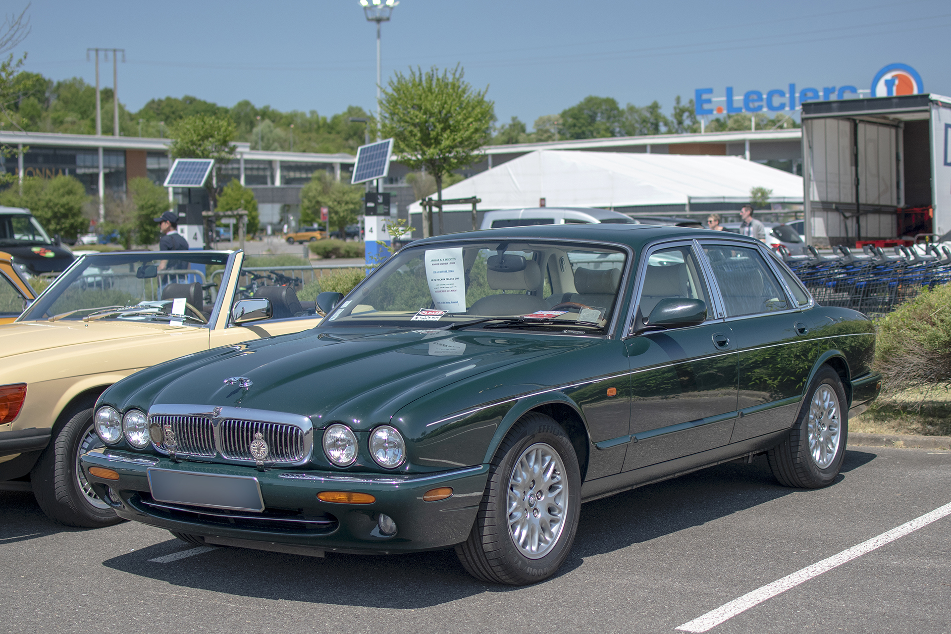 Jaguar XJ (X308) XJ8 2000 - Autos Mythiques 57, Thionville, 2023