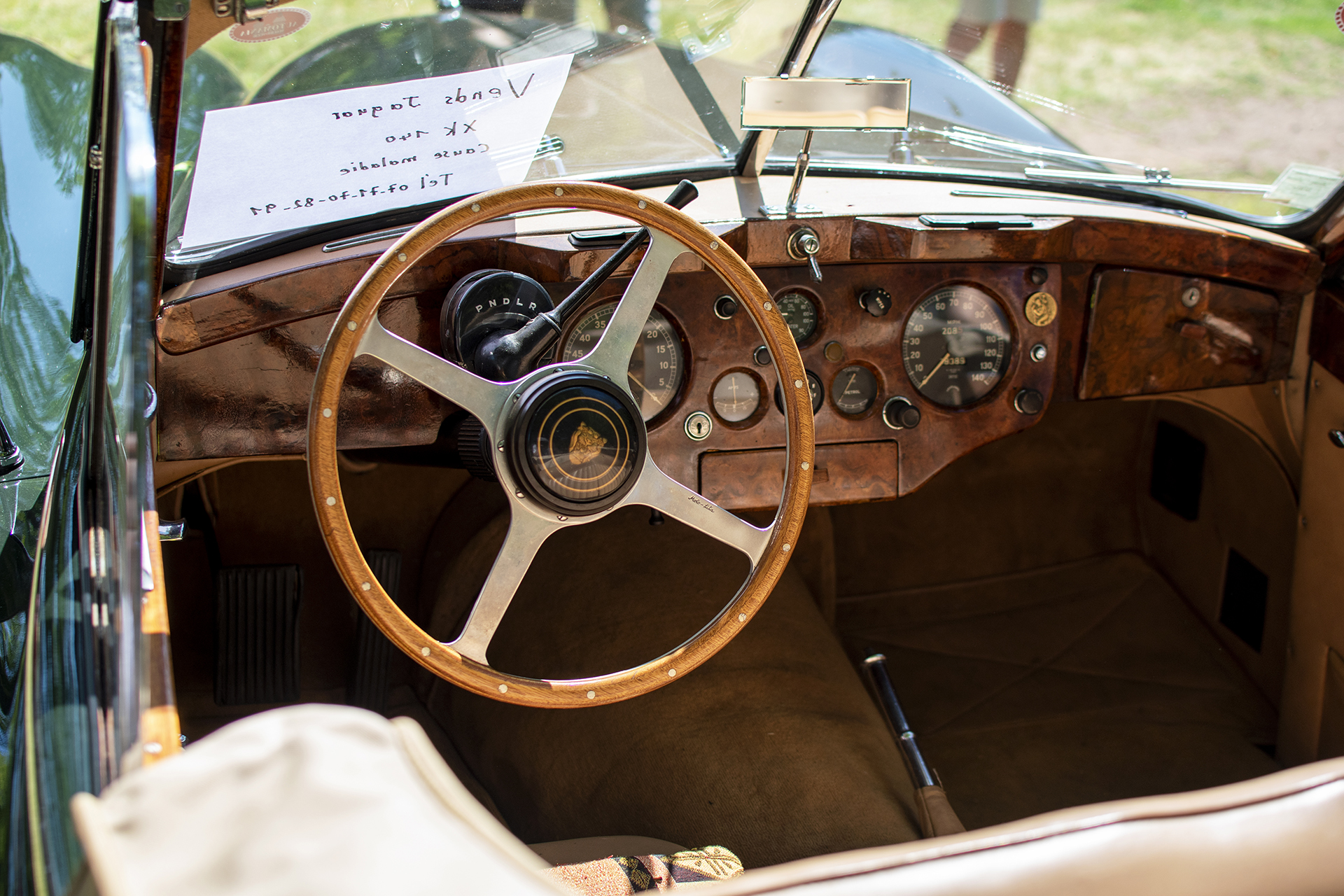 Jaguar XK140 roadster tableau de bord - Automania ,2023,Sierck-Les-Bains, Parc Valette, Fête de la St Jean