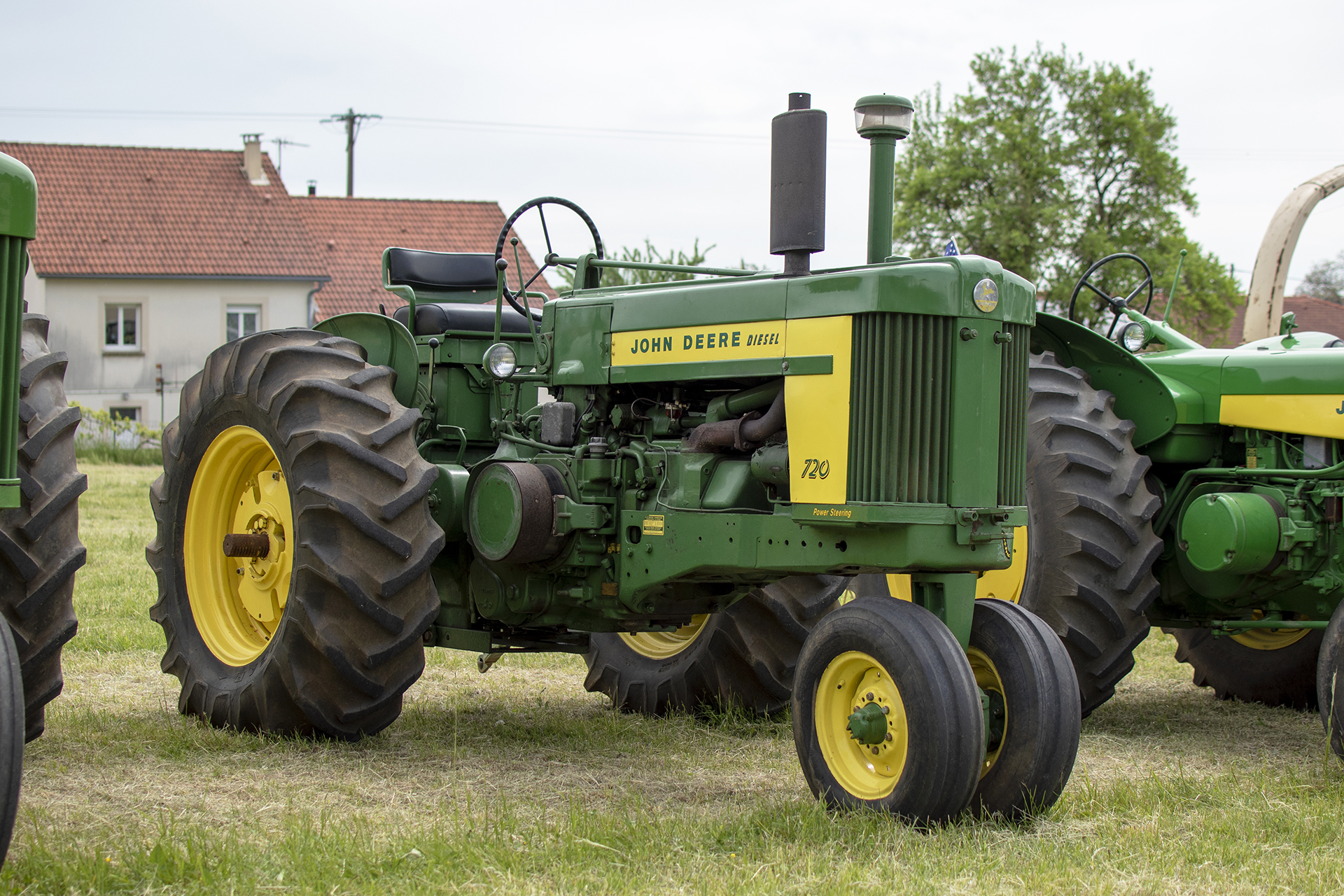 John Deere 720 - Expostion de tracteurs et matériel agricoles ancien ,  Vigneulles-les-Hattonchatel,2026
