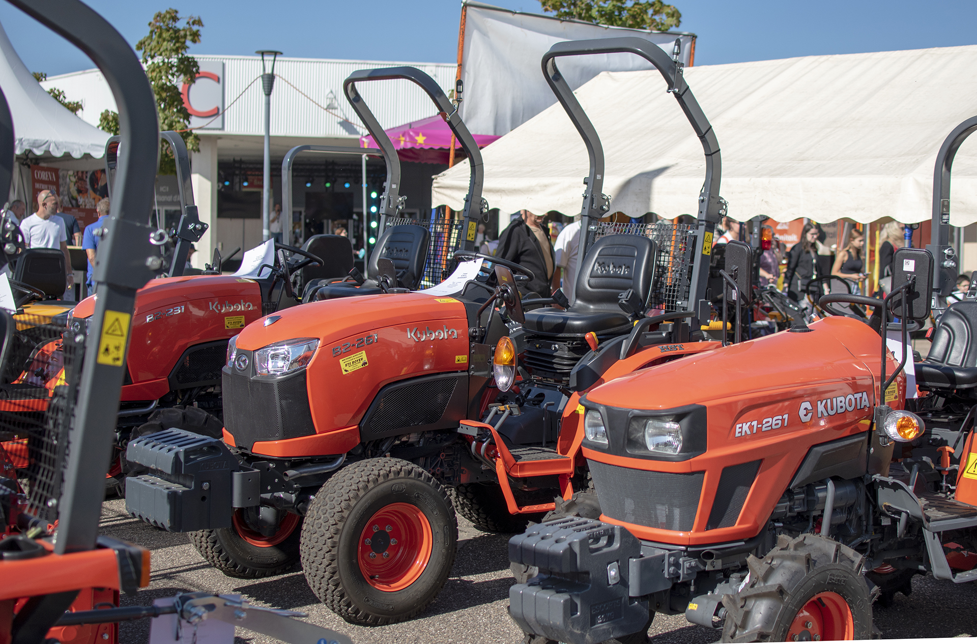 Kubota B2-261