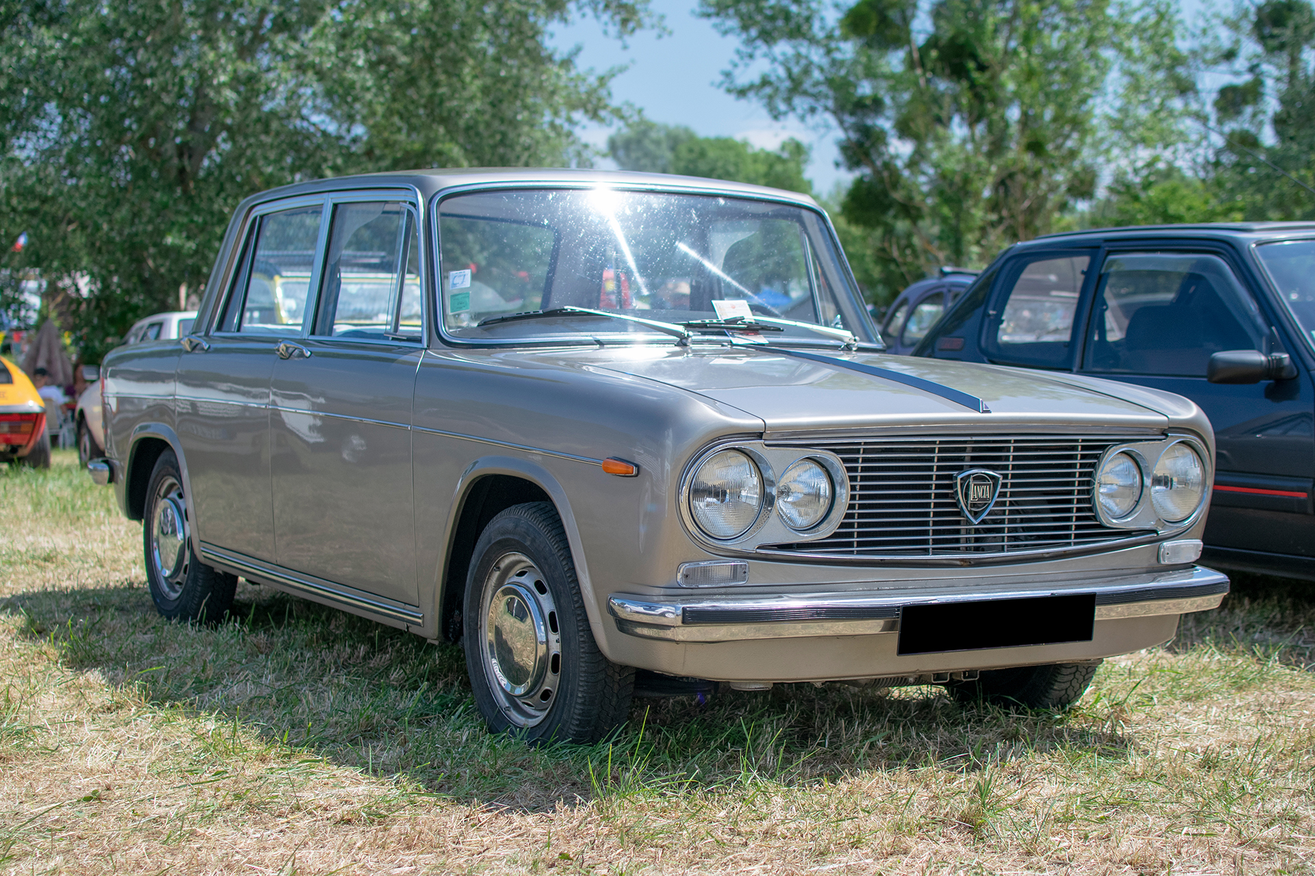 Lancia Fulvia berline - Rétro Meus'Auto 2022, Lac de la Madine