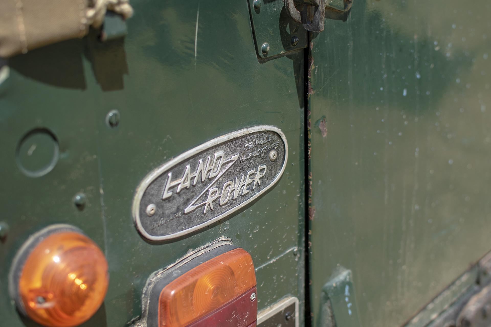 Land Rover Série 1 logo - Rétro Meus'Auto 2023, Heudicourt, Lac de la Madine