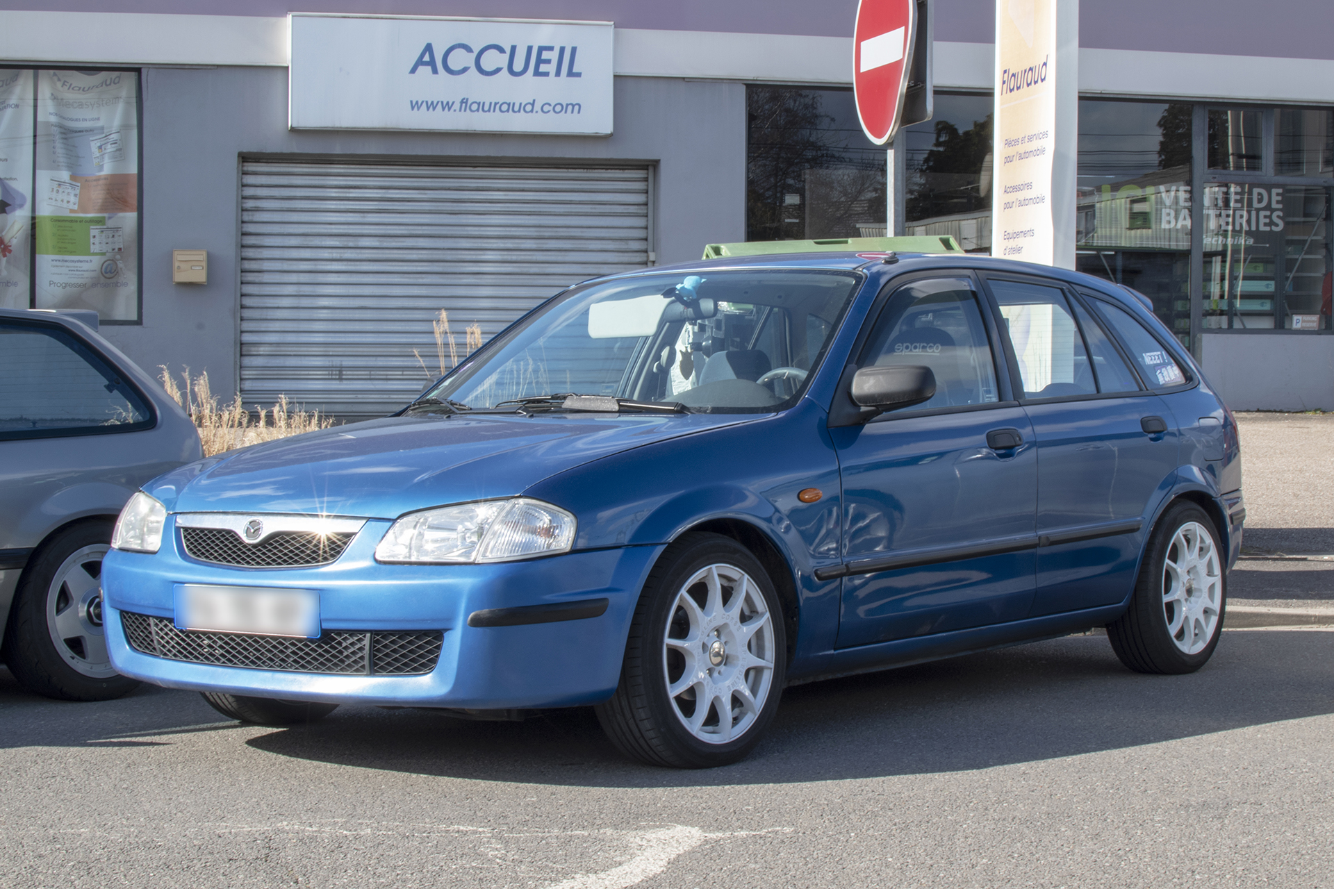 Mazda 323 BJ - JRS Car Passion , Paye ta crêpe , Terville , février ,2023