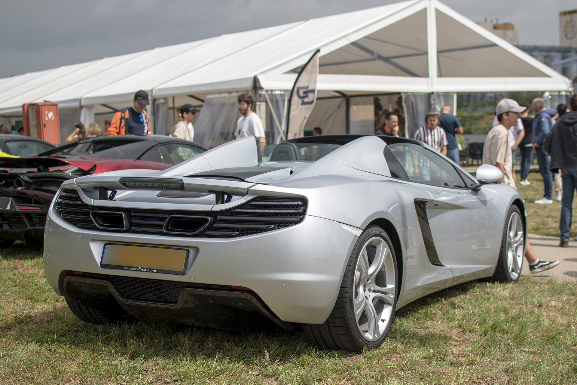 McLaren MP4-12C Spider back - DreamCars Festival 2023 - Schwebsange - Port