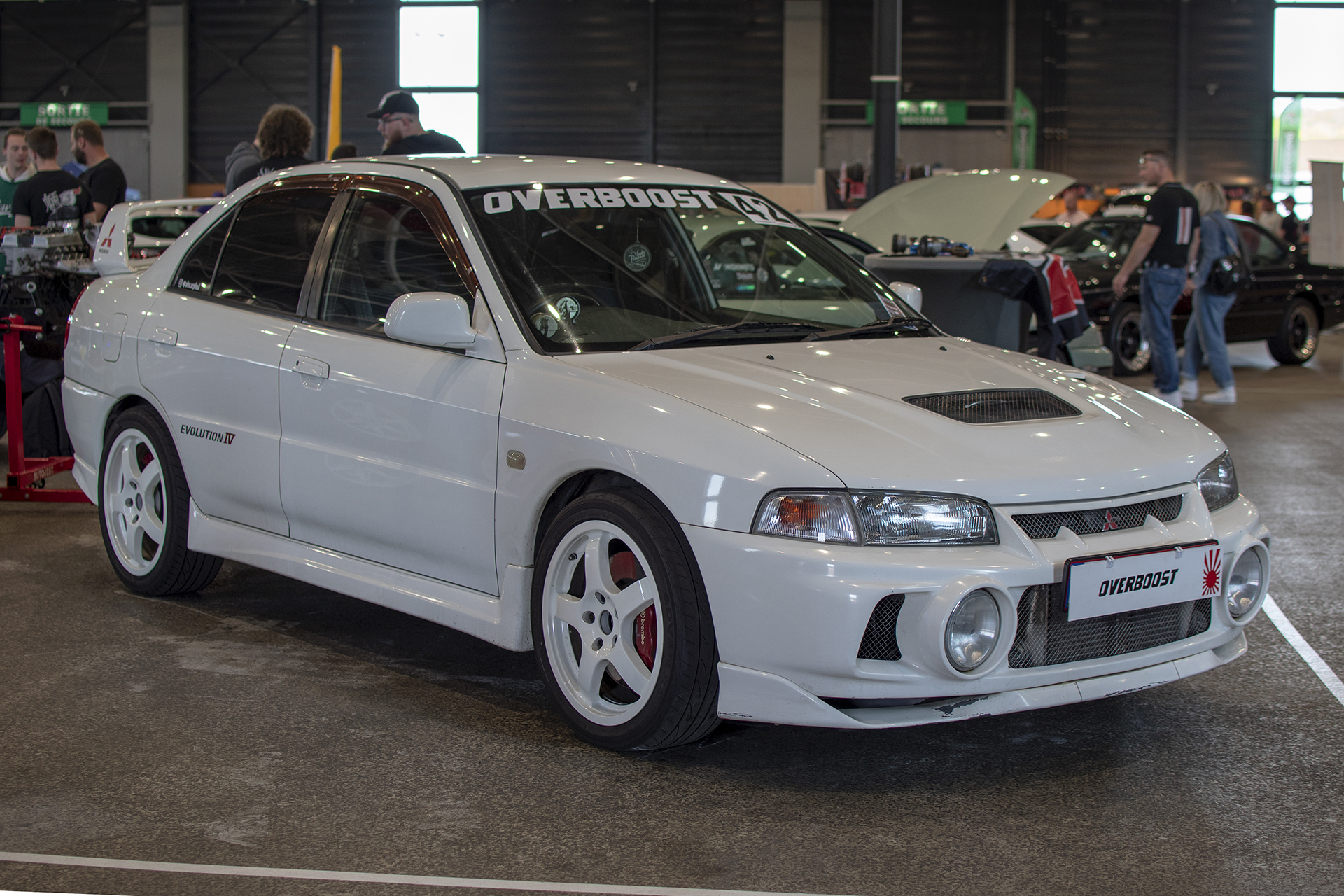  Mitsubishi Lancer Evolution  IV