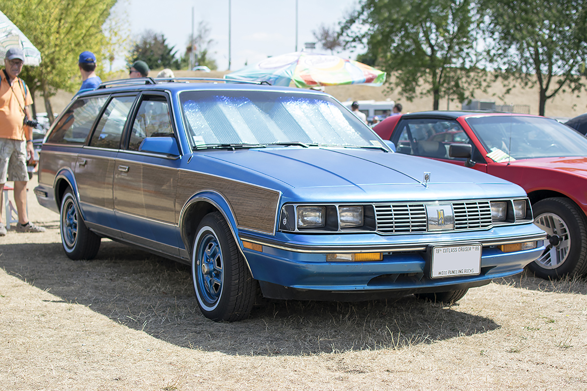 Oldsmobile Cutlass Ciera - Rêve américain, Ballastière Meeting, Hagondange, 2019Oldsmobile Cutlass Ciera - Rêve américain, Ballastière Meeting, Hagondange, 2019