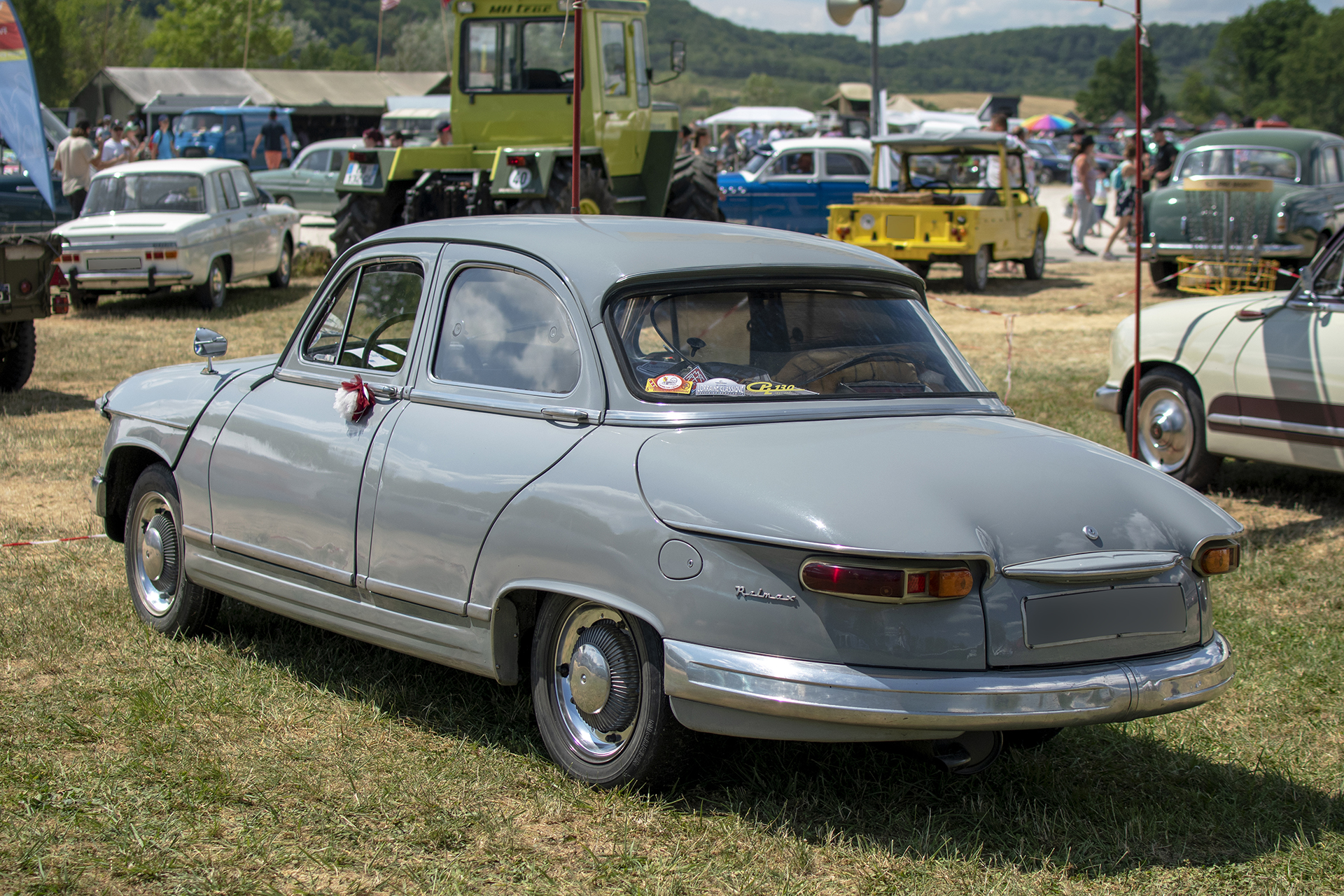 Panhard & Levassor PL 17 arrière  - Rétro Meus'Auto ,2023, Heudicourt, Lac de la Madine