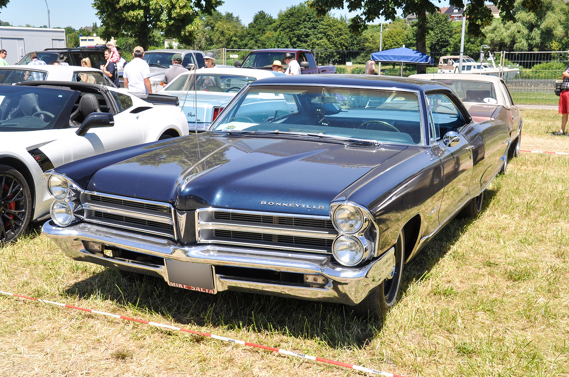 Pontiac Bonneville III - American Roadrunners 2018, Stadtbredimus