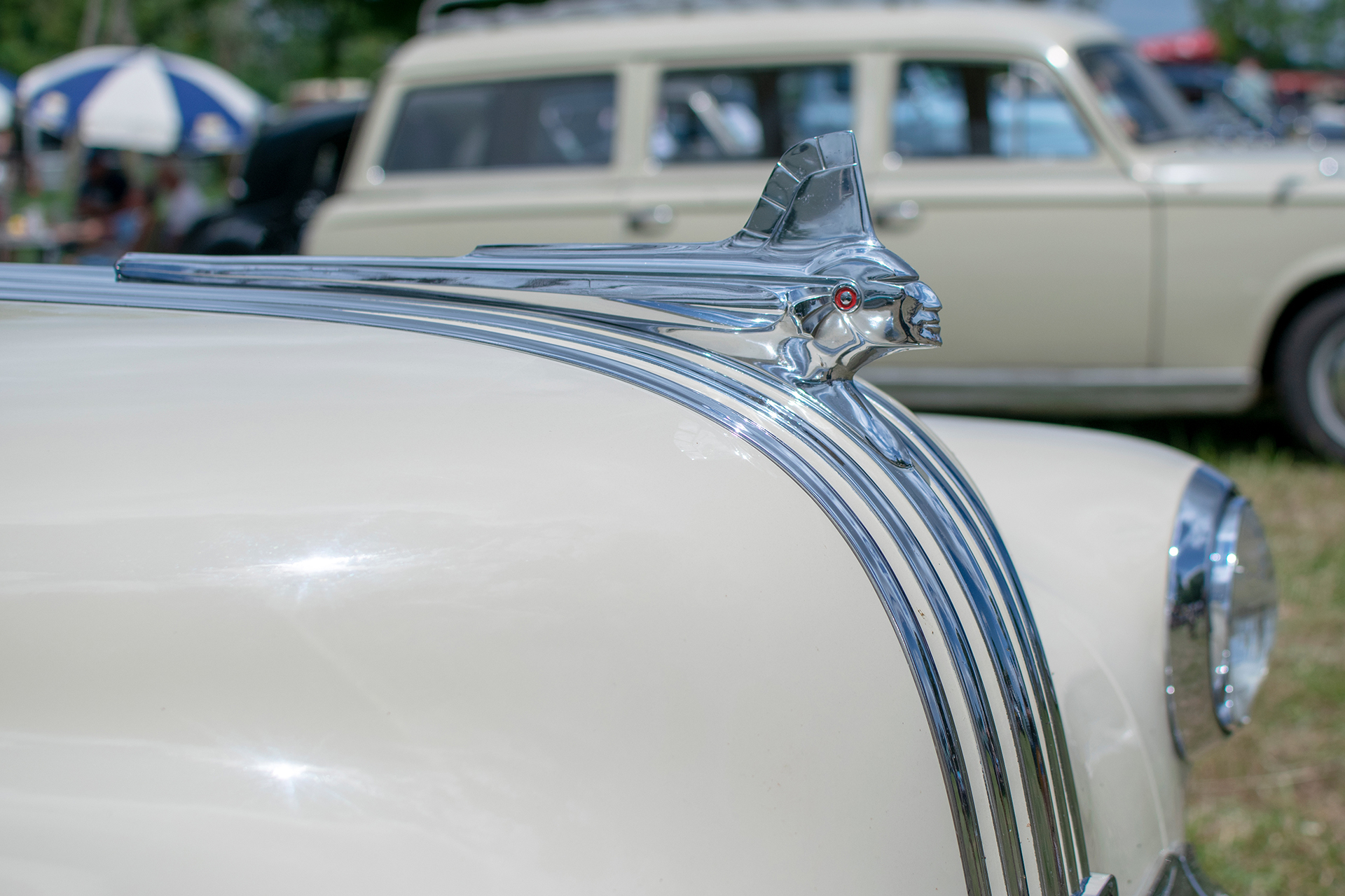 Pontiac Chieftain I bouchon de radiateur - Rétro Meus'Auto ,2022, Heudicourt, Lac de la Madine