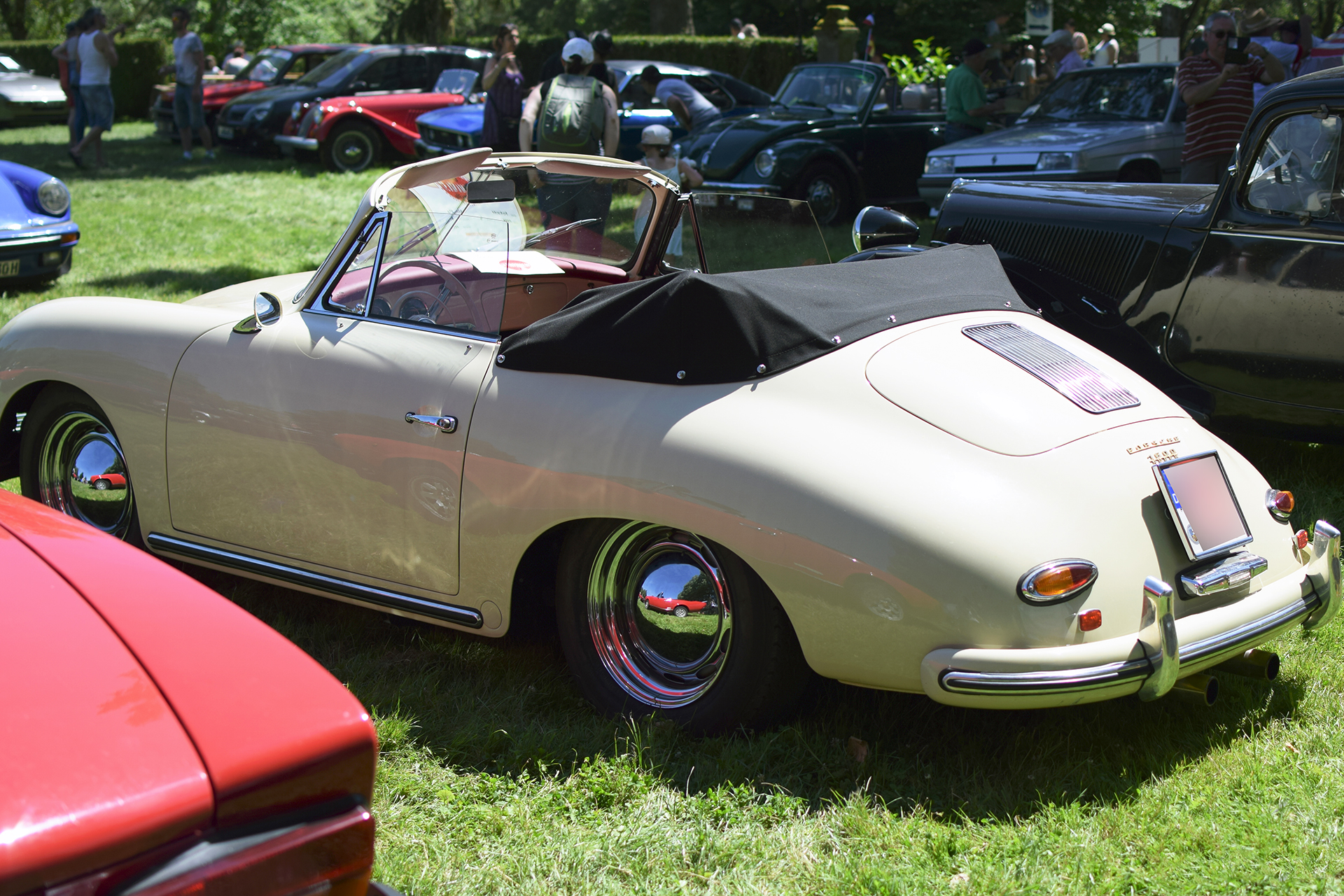 Porsche 356 A Cabriolet 1958 back - Automania 2016, Château de Freistroff