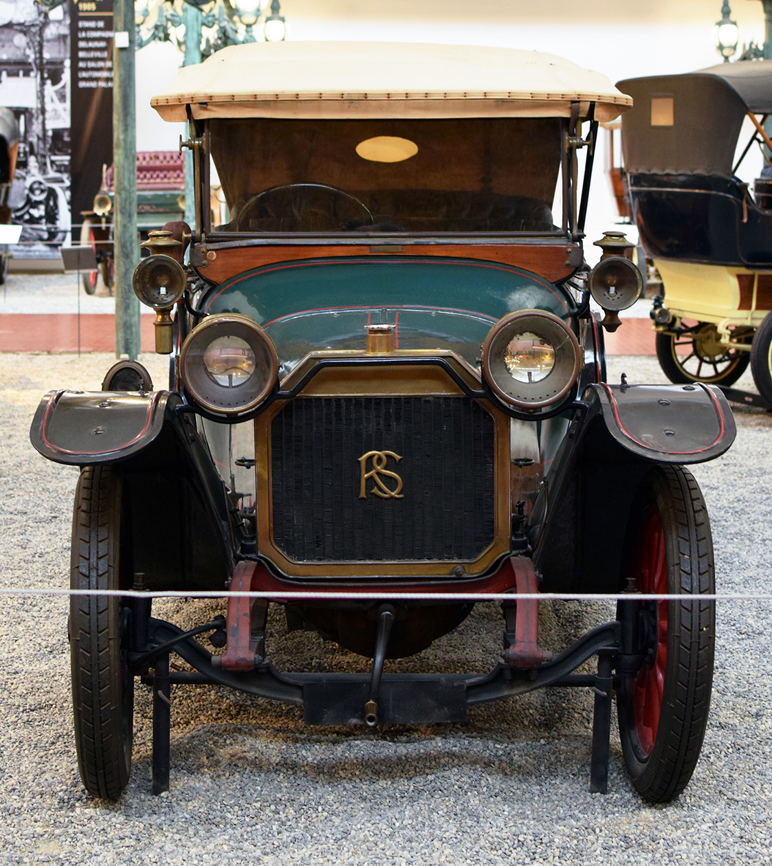 Rochet-Schneider 12 HP torpedo 1911 front - Cité de l'automobile, Collection Schlumpf, Mulhouse