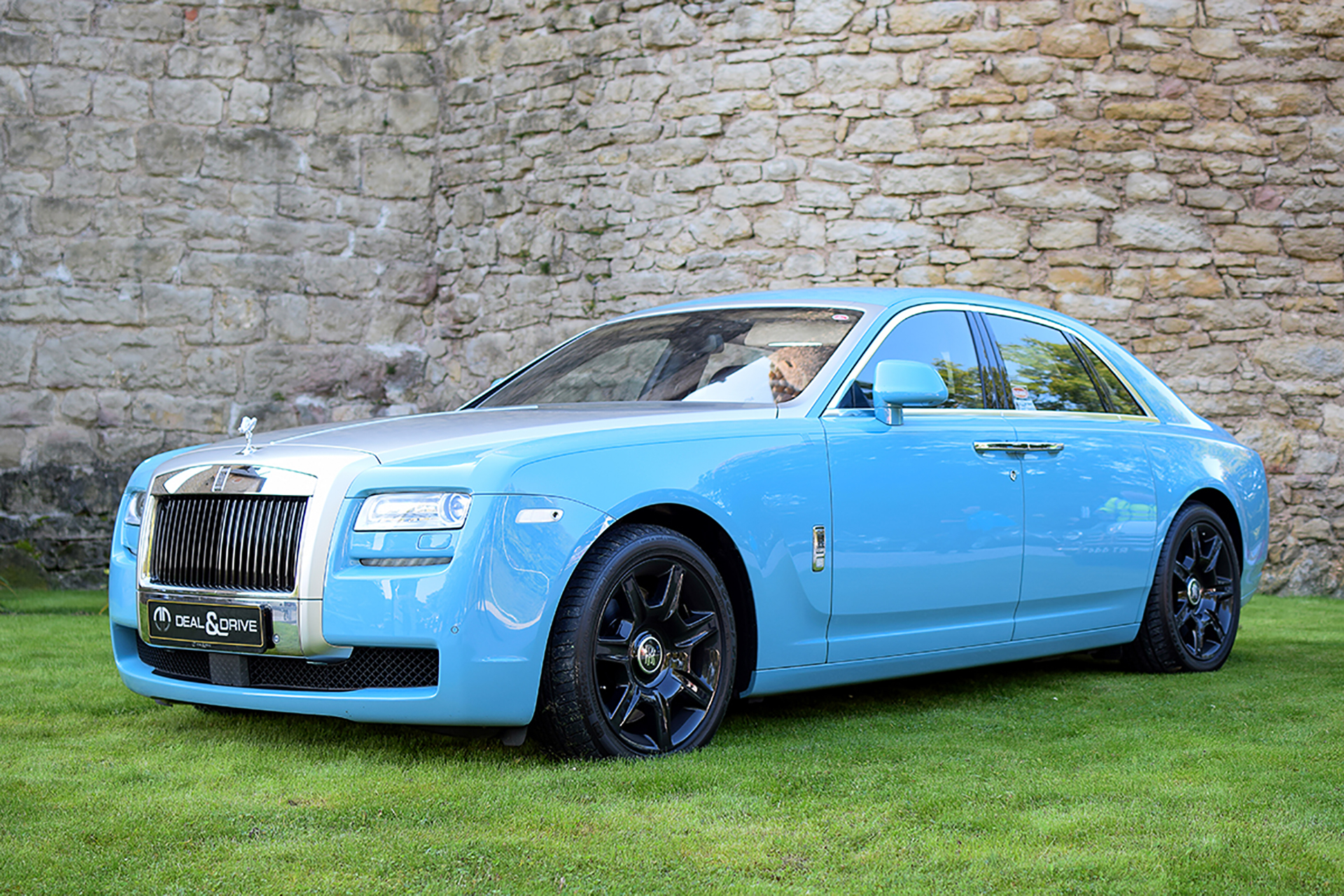 Rolls-Royce Phantom VIII - Automania ,2017, Manderen, Château de Malbrouck