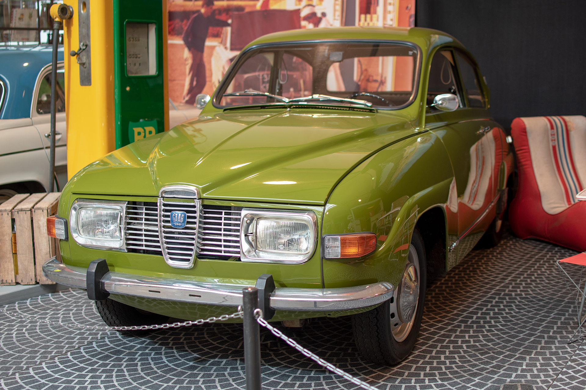 Saab 96 - Conservatoire National de Véhicules Historiques, Diekirch, exposition Départ en Vacances, 2022-2023