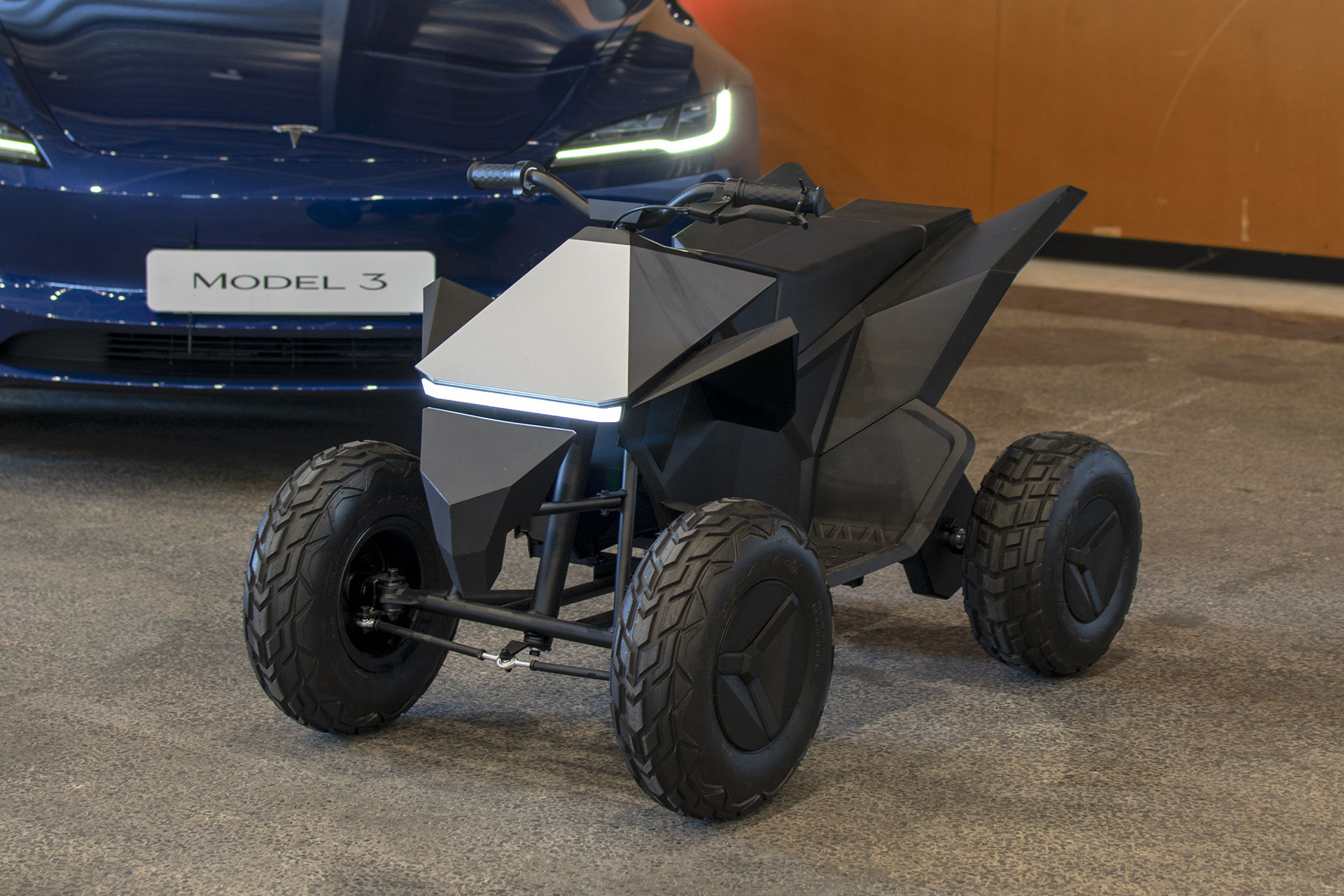 Tesla Cyberquad - Metz ,Auto Passion ,2025
