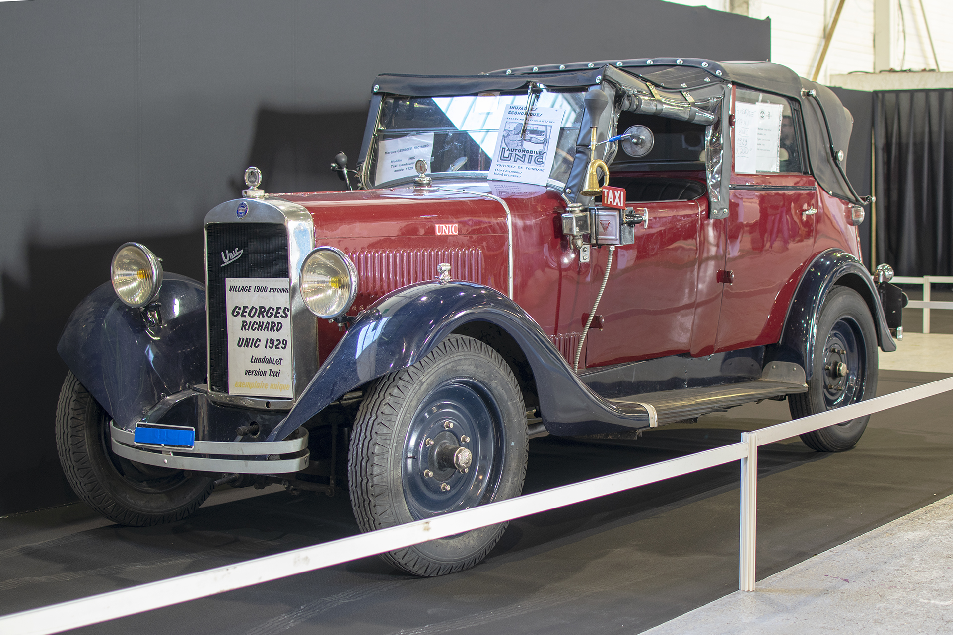 Unic 11cv Taxi Landaulet 1929 -  Salon ,Auto-Moto Classic, Metz, 2019 