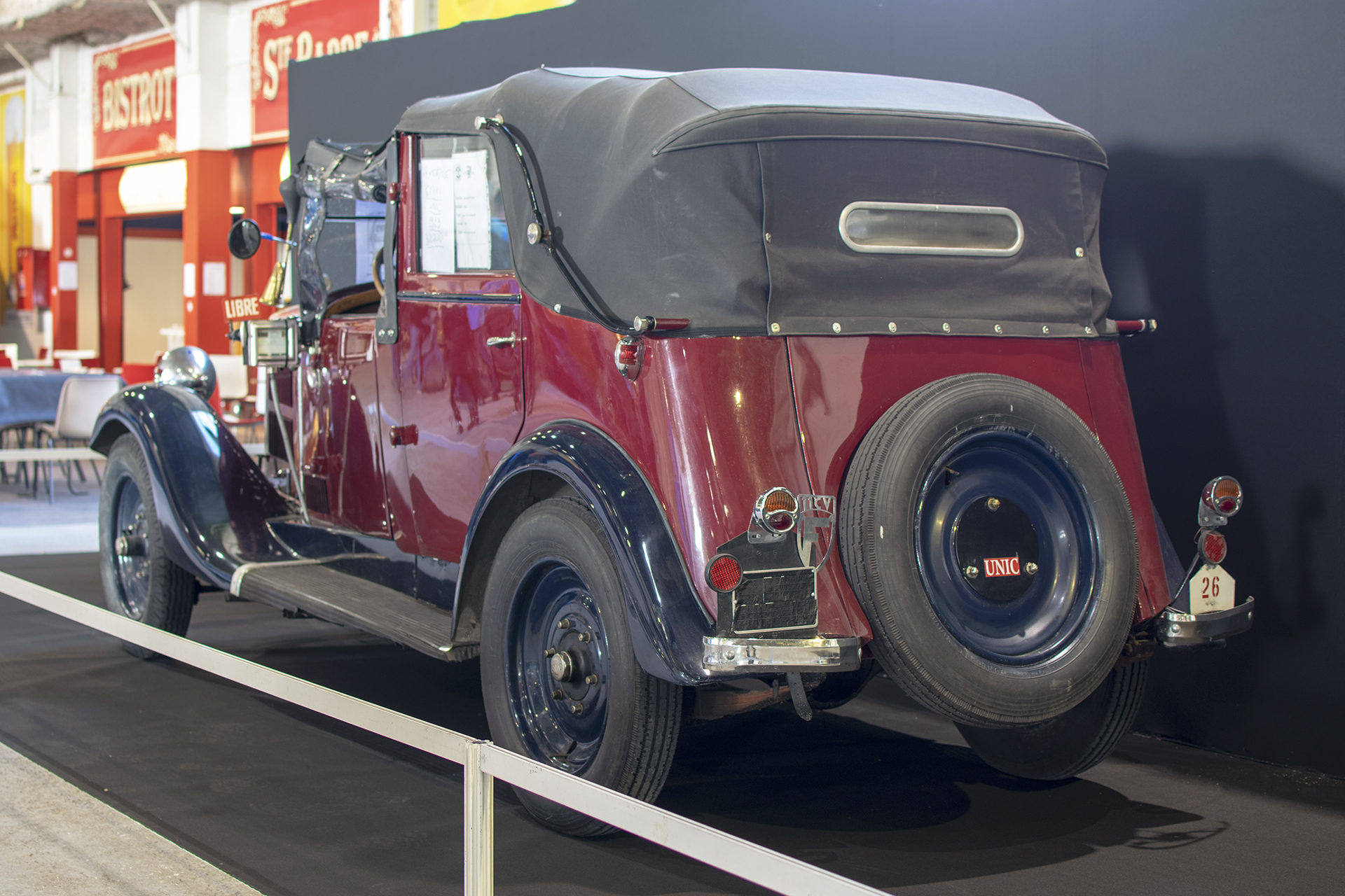 Unic 11cv Taxi Landaulet 1929 back left -  Salon ,Auto-Moto Classic, Metz, 2019 