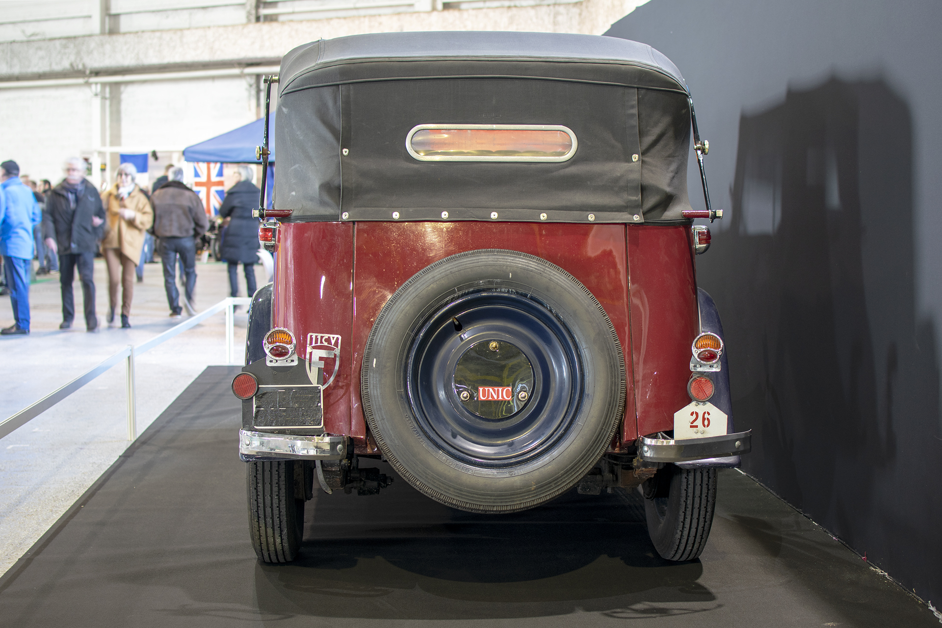 Unic 11cv Taxi Landaulet 1929 back -  Salon ,Auto-Moto Classic, Metz, 2019 