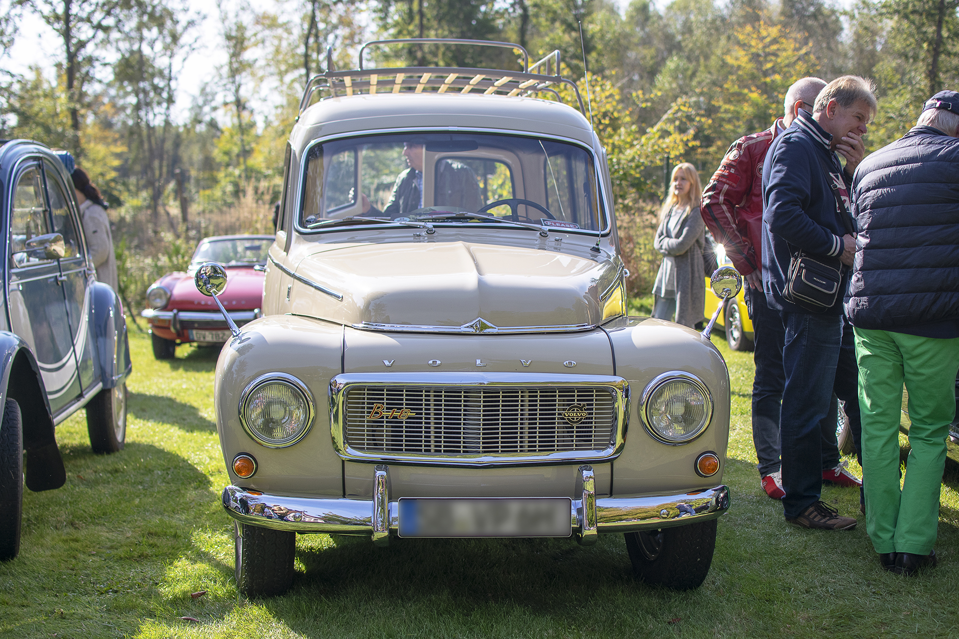  Volvo Duett P210 front - Automania 2021, Creutzwald, Villa de la Clairière