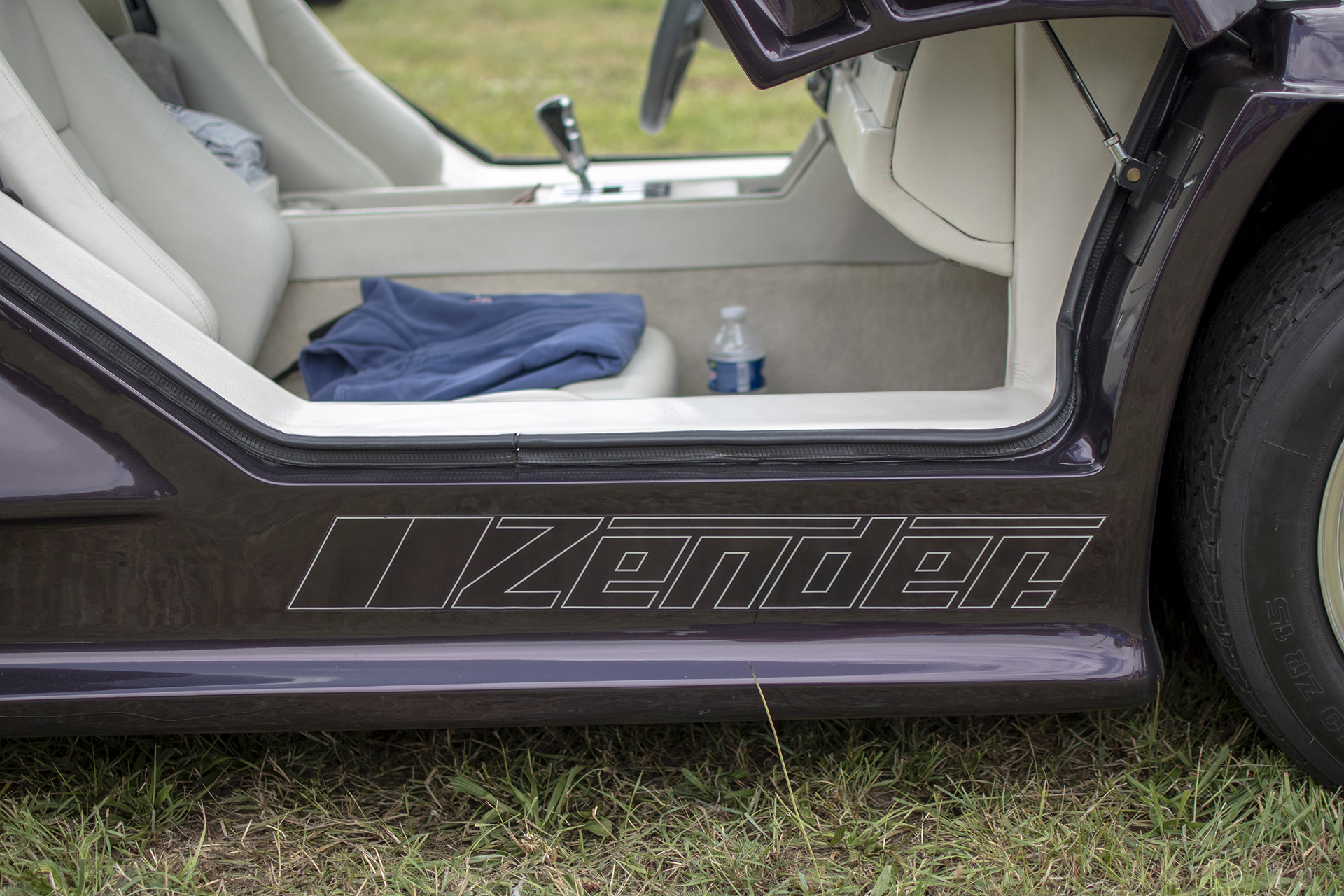 Zender Vision 3 logo - DreamCars Festival 2023 - Schwebsange - Port