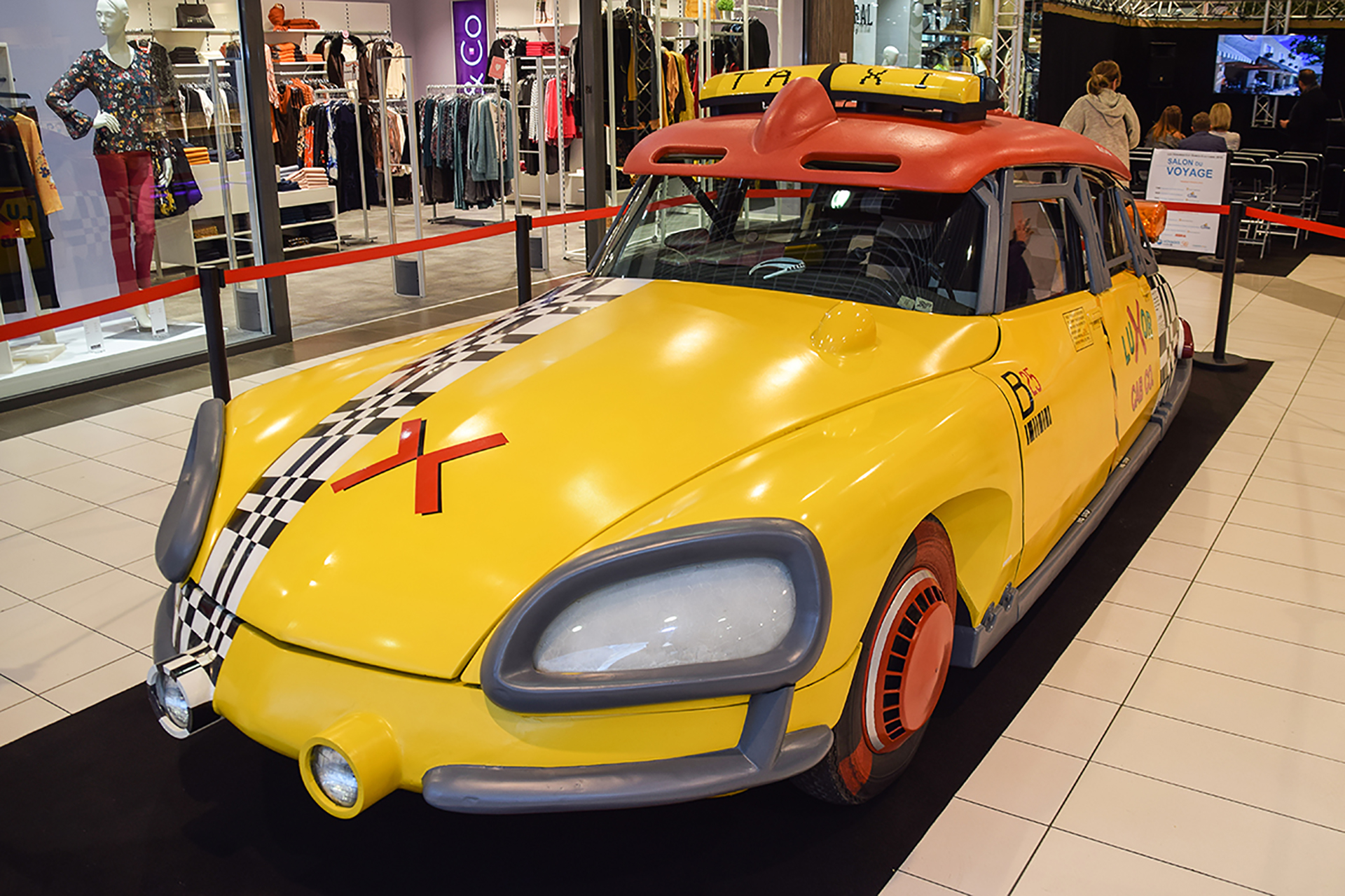 Citroën DS Retour vers le Futur II - Exposition ,voitures de films,Leclerc, Thionville, 2018