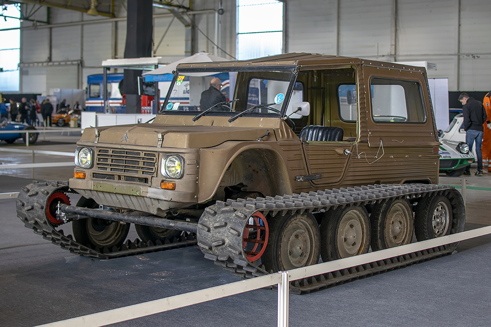 Citröen Mehari à chenilles - Salon ,Auto-Moto Classic, Metz, 2019