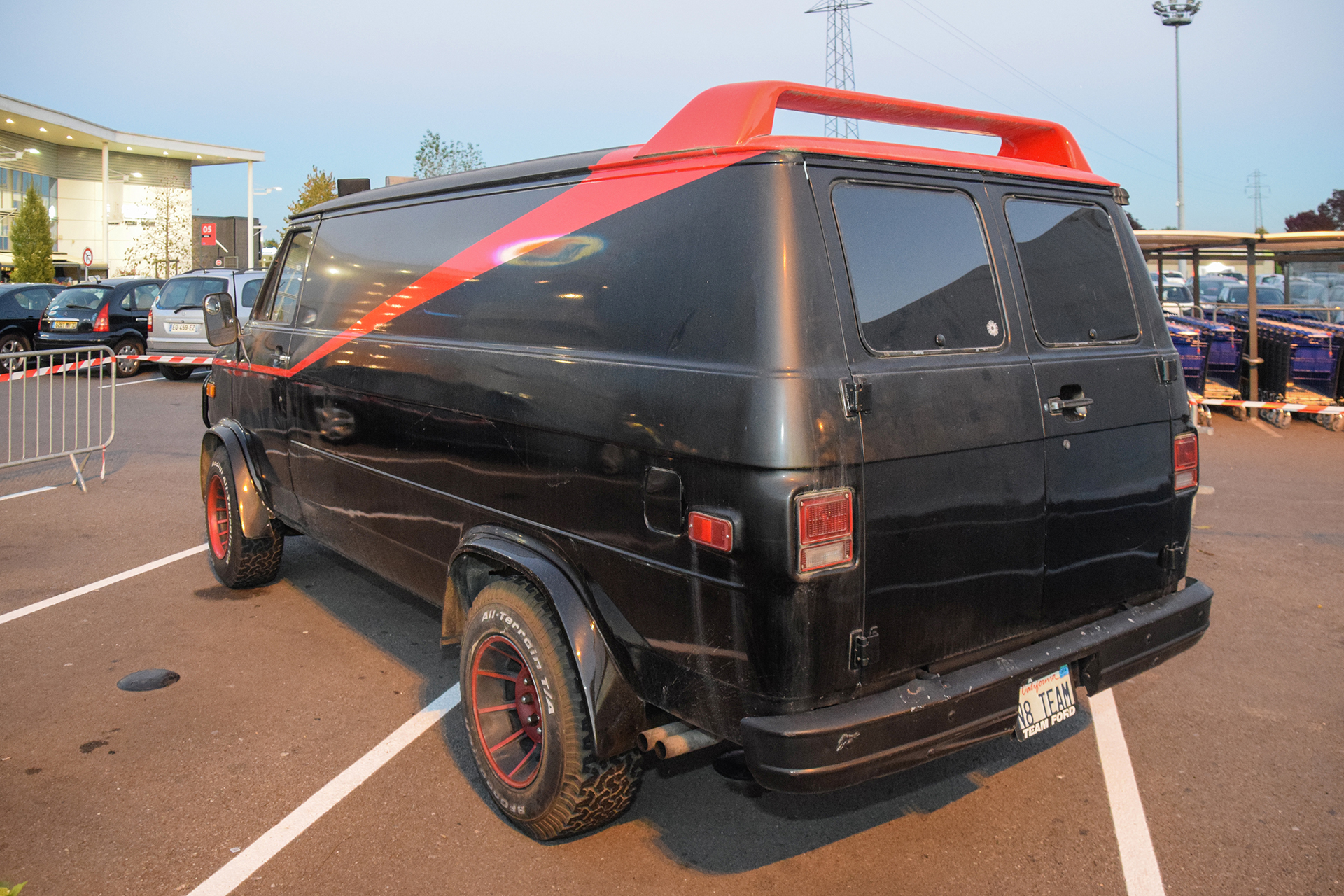 GMC Van III "L'Agence Tous Risques"' arrière - Exposition ,voitures de films,Leclerc, Thionville, 2018