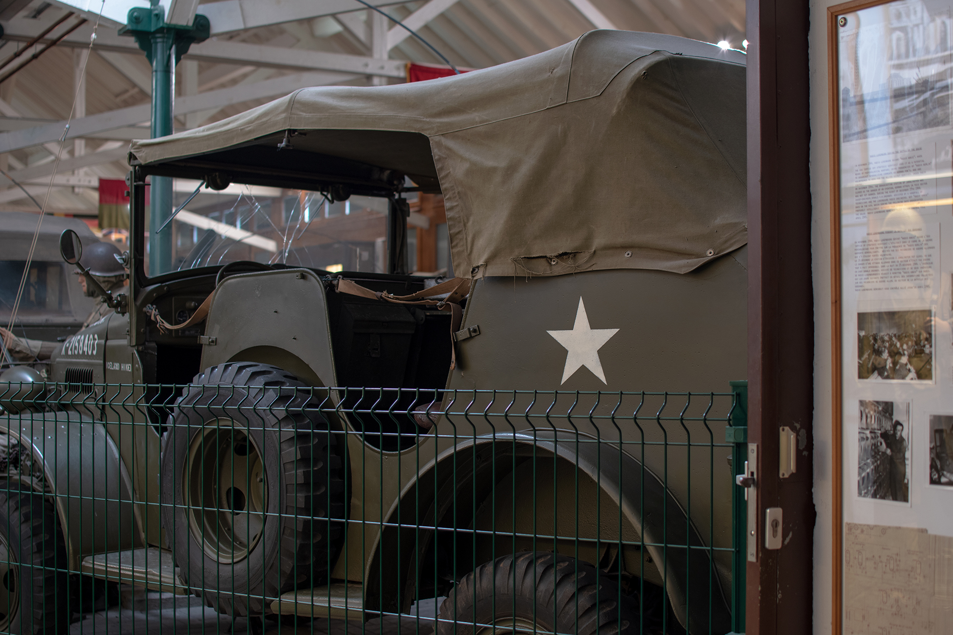Dodge WC24 (T211) 1944 arrière - Musée National d'Histoire Militaire, Diekirch